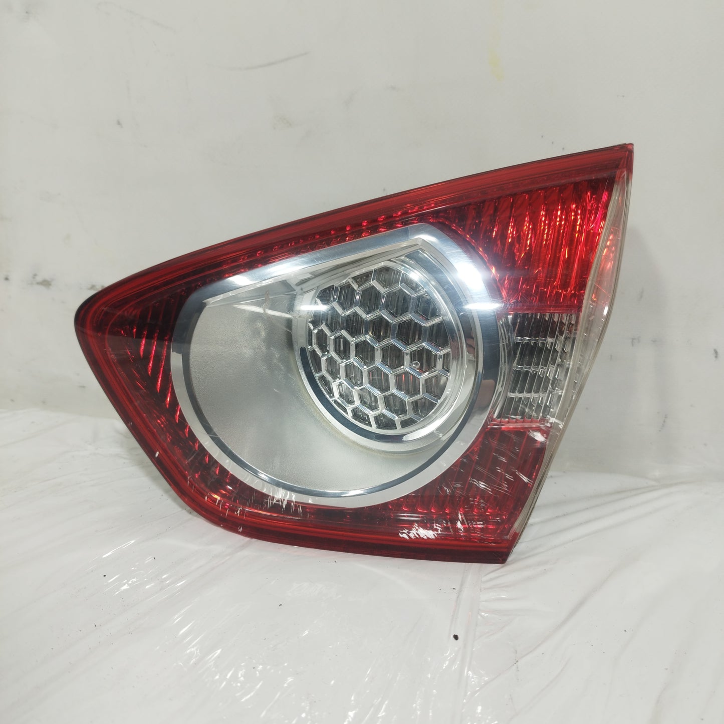 Fanale posteriore interno dx Ford Kuga 2010 cod: 8V41-13A602-AD ecoAC14586