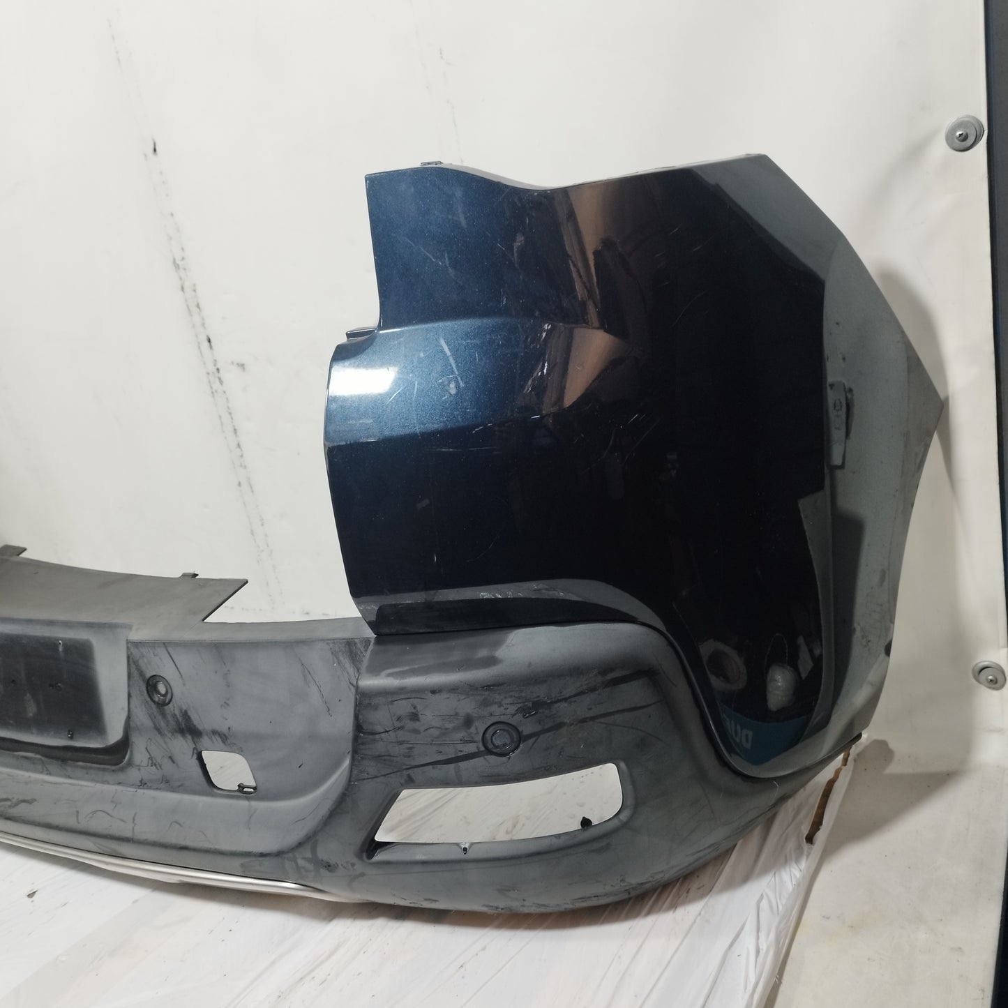 Paraurti posteriore blu scuro Peugeot 3008 2013-2016 Restyling cod: 9685633177 ecoAC15555