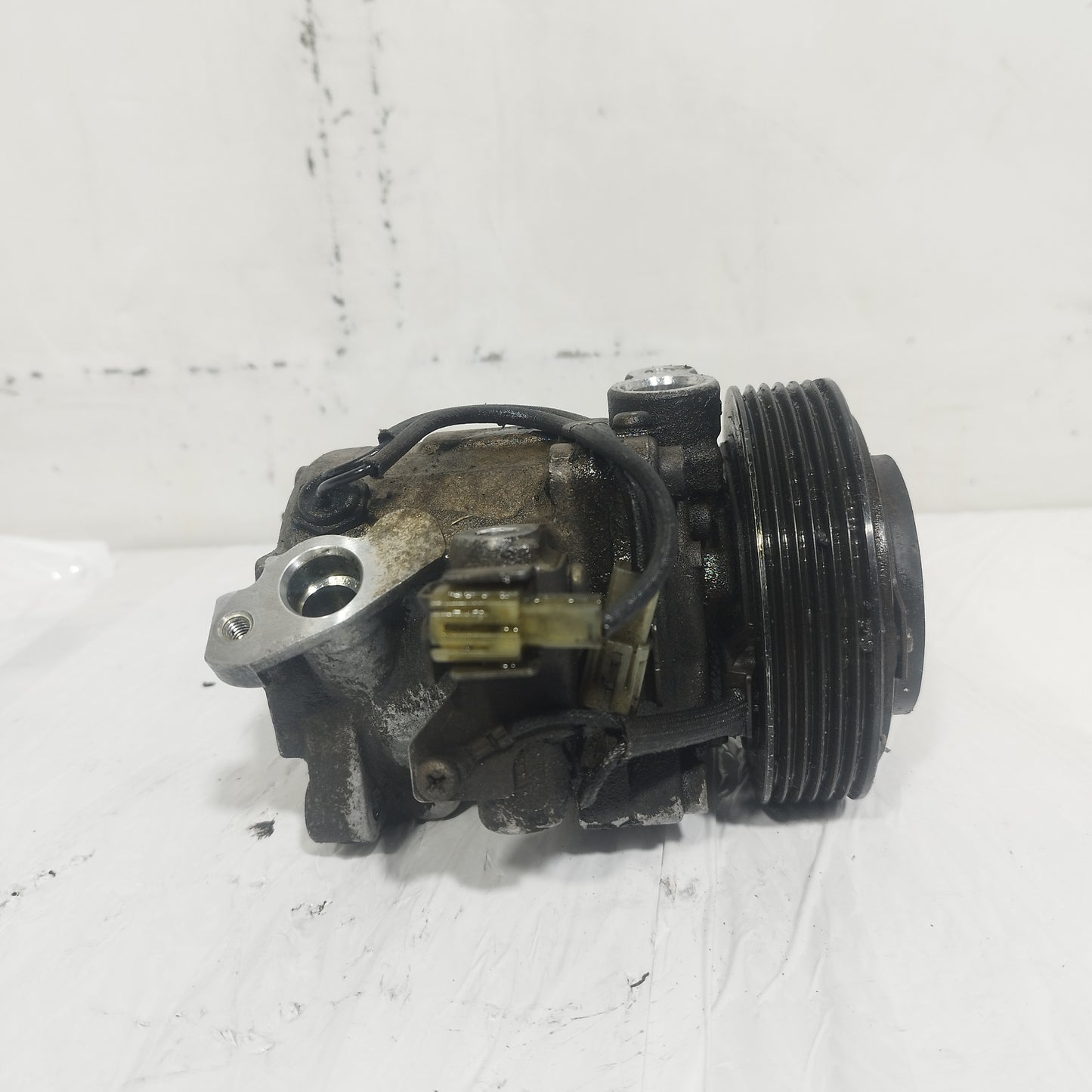 Compressore a / c Daihatsu Terios 1.5 B 2006-2017 ecoAC15377