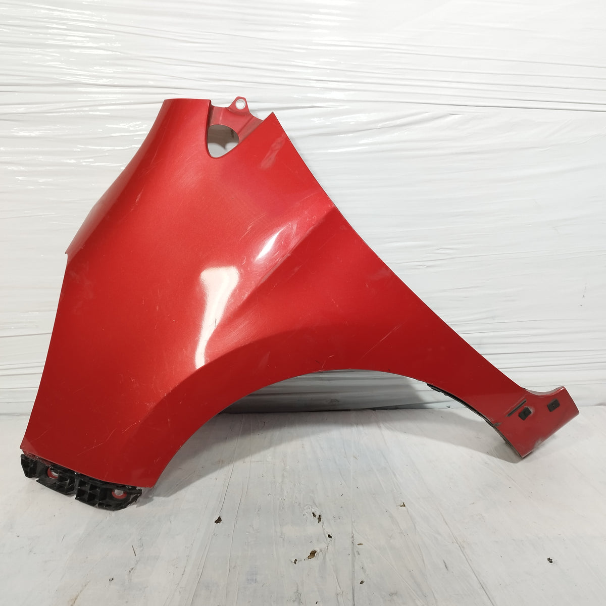 Lamierato anteriore rosso Kia Picanto II (TA) 1.0 B 2015-2017 Restyling ecoAC17400