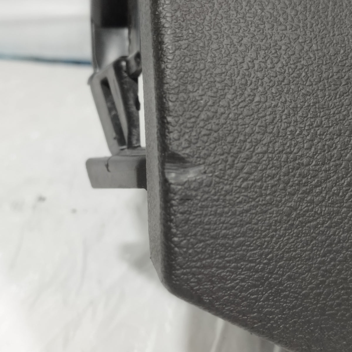 Cassetto porta oggetti Ford Focus III 2011-2014 cod: BM51A06044ALW ecoAC16862