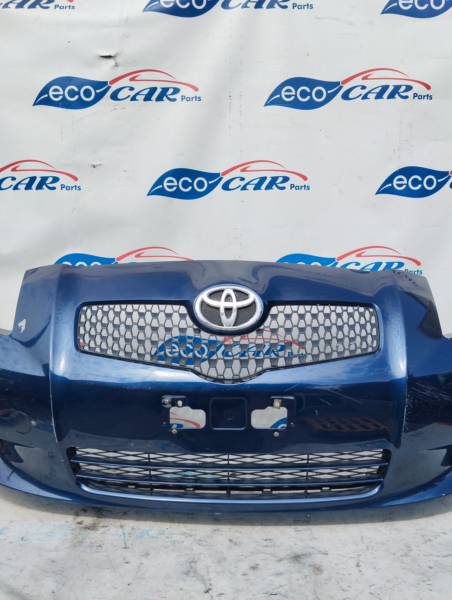 Blue Front Bumper Toyota Yaris 2008 ecoAG5471