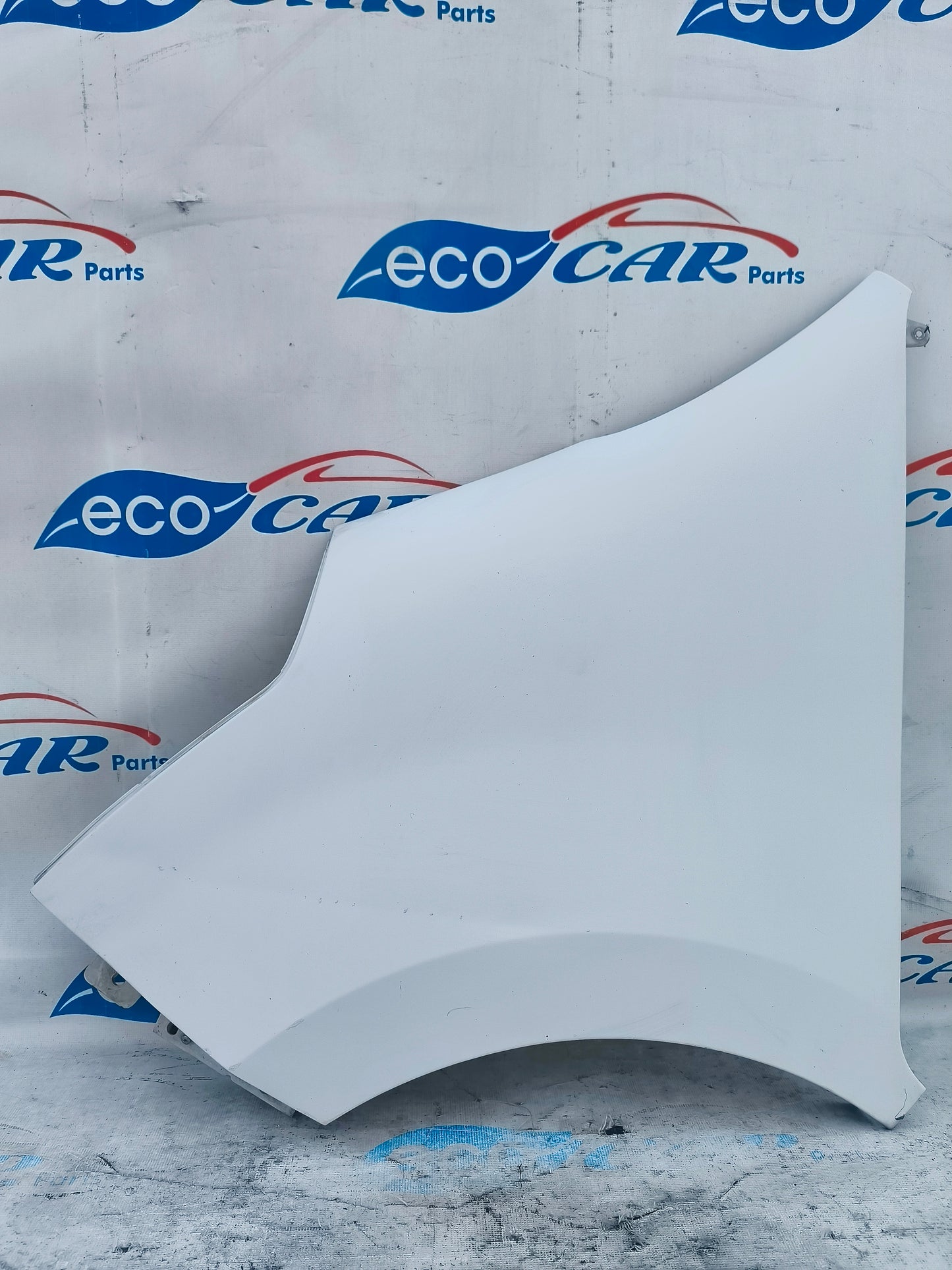 Parafango anteriore sx bianco Renault Master 2018 ecoAG5715