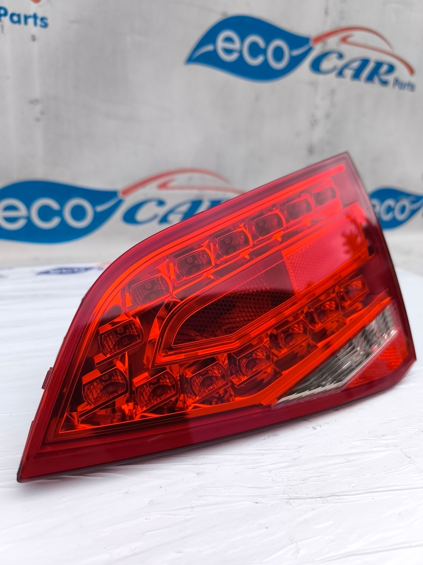 Rückleuchte im Kofferraum rechts Audi A4 B8 ecoAG5765