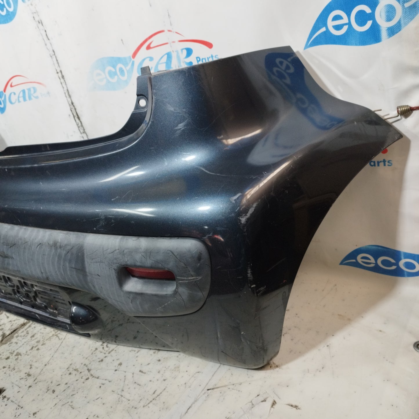 Peugeot 107 2012 ecoAC10828 Heckstoßstange in Metallic-Grau