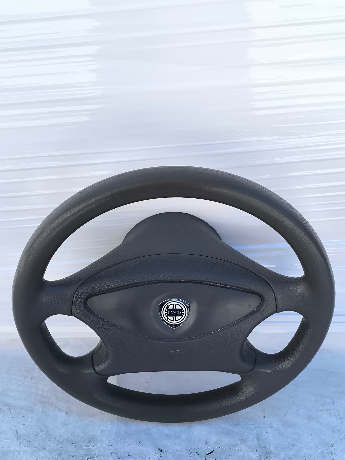 Volante Lancia Ypsilon elefantino anno 1999 ecoAG8270