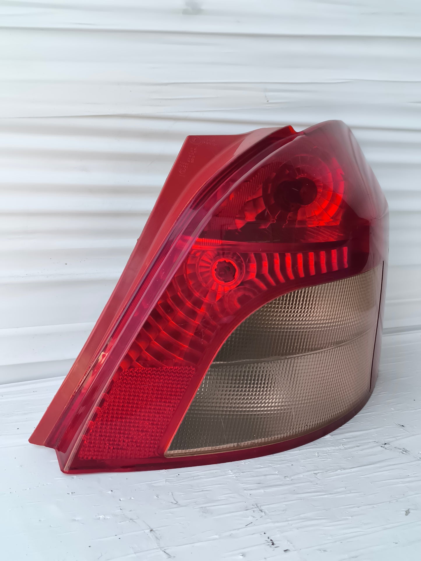 Fanale posteriore dx Toyota Yaris II (XP90) anno 2006-2009 TYC ecoAG8555