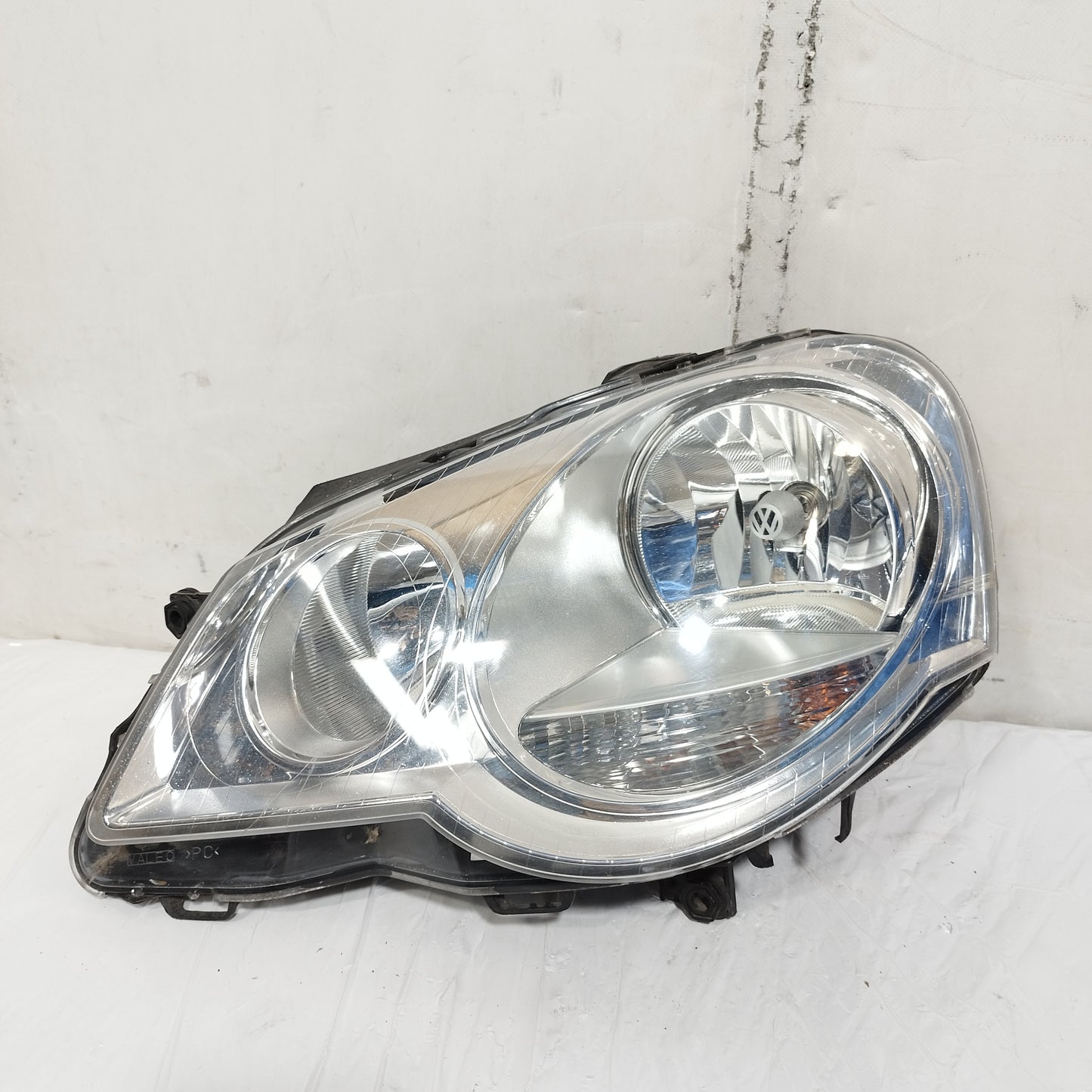 Fanale anteriore sx Volkswagen Polo (9N) 2005-2009 Restyling cod: 6Q1941007AK ecoAC16424