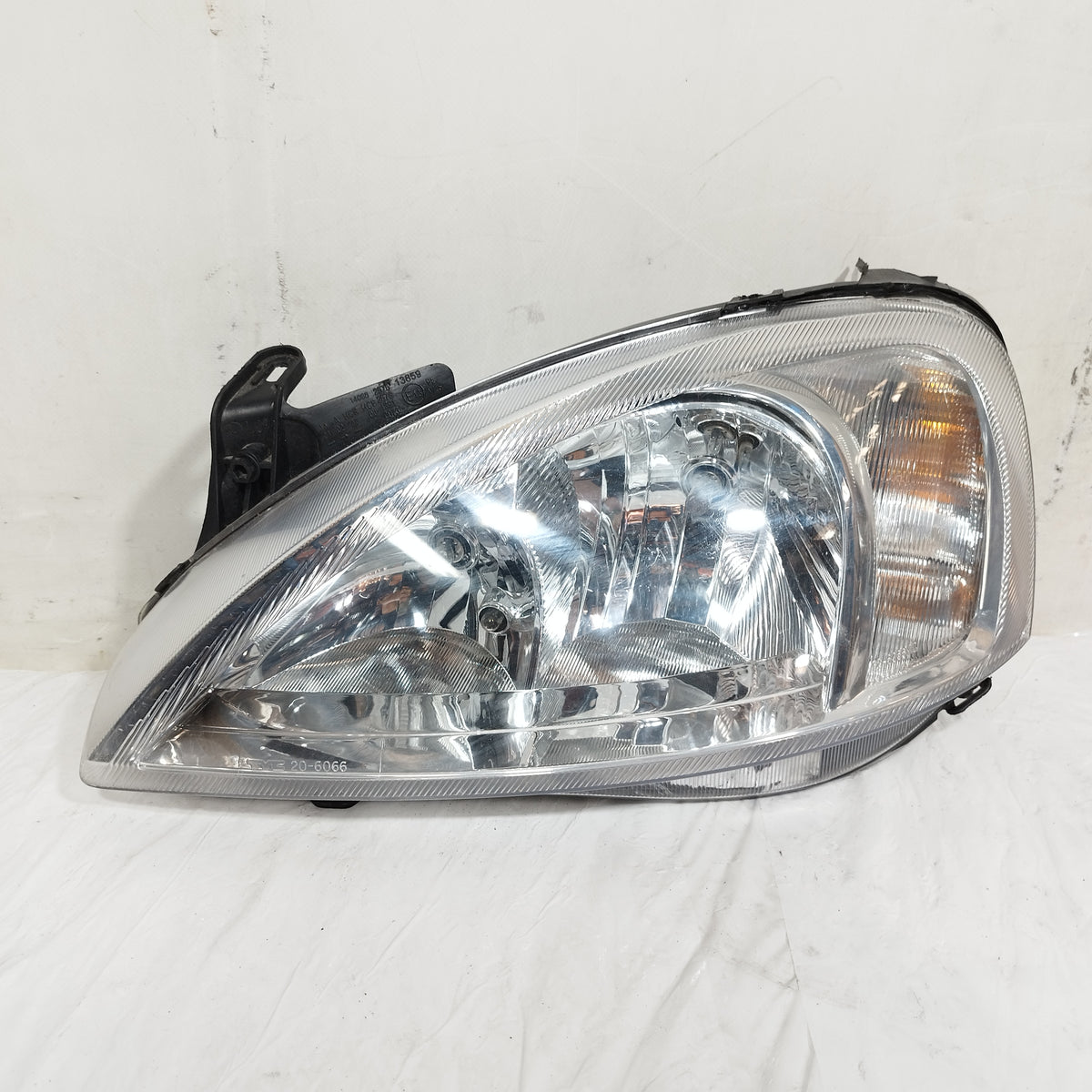 Fanale anteriore sx Opel Corsa C (X01) 2000-2003 TYC ecoAC16733