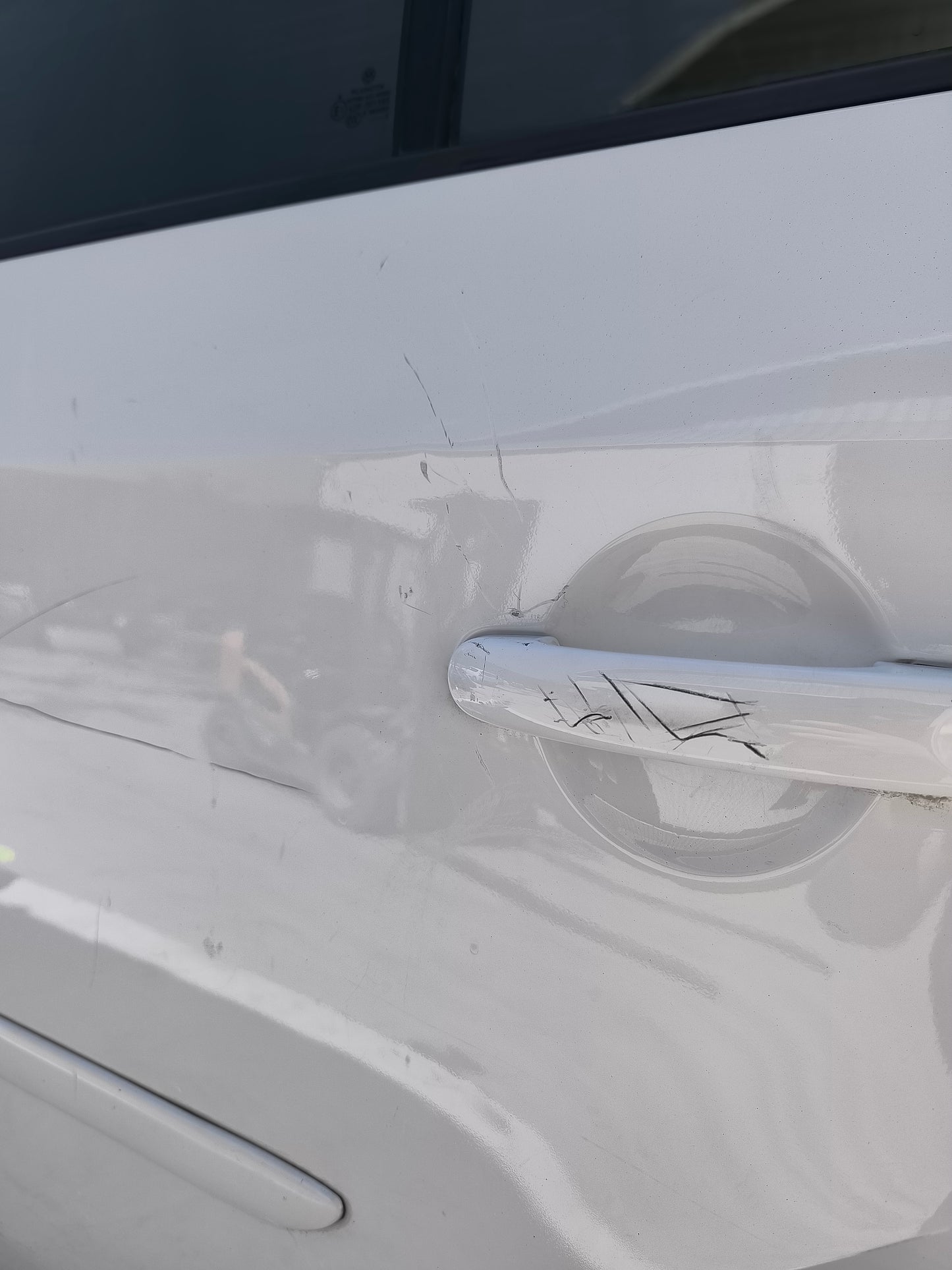 Sportello posteriore sx bianco Volkswagen Touran (1T1 / 1T2 / 1T3) anno 2003-2015 Restyling ecoAG8197