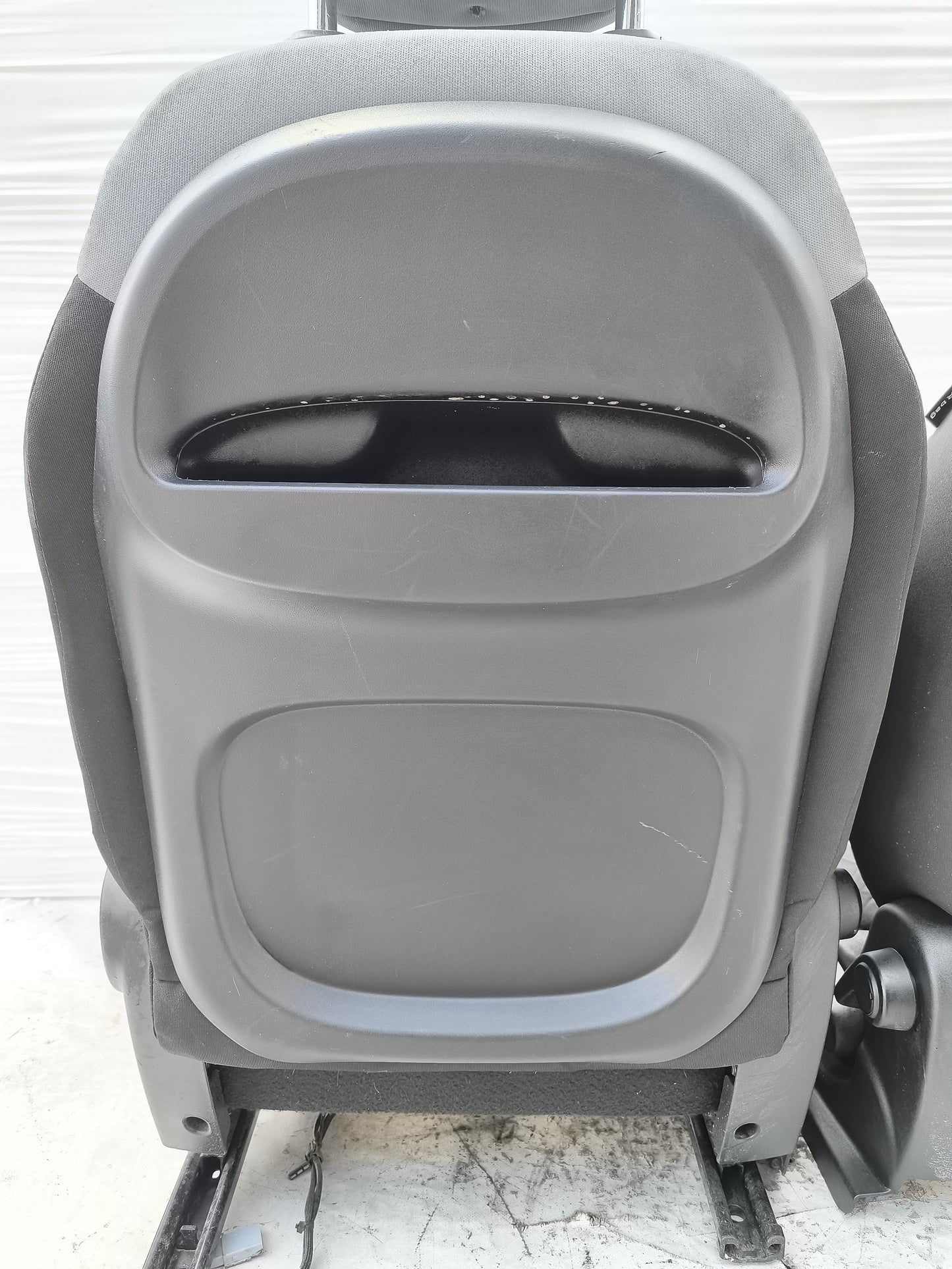 Sedili anteriori Fiat 500L (330) 2012-2022 ecoAG8457