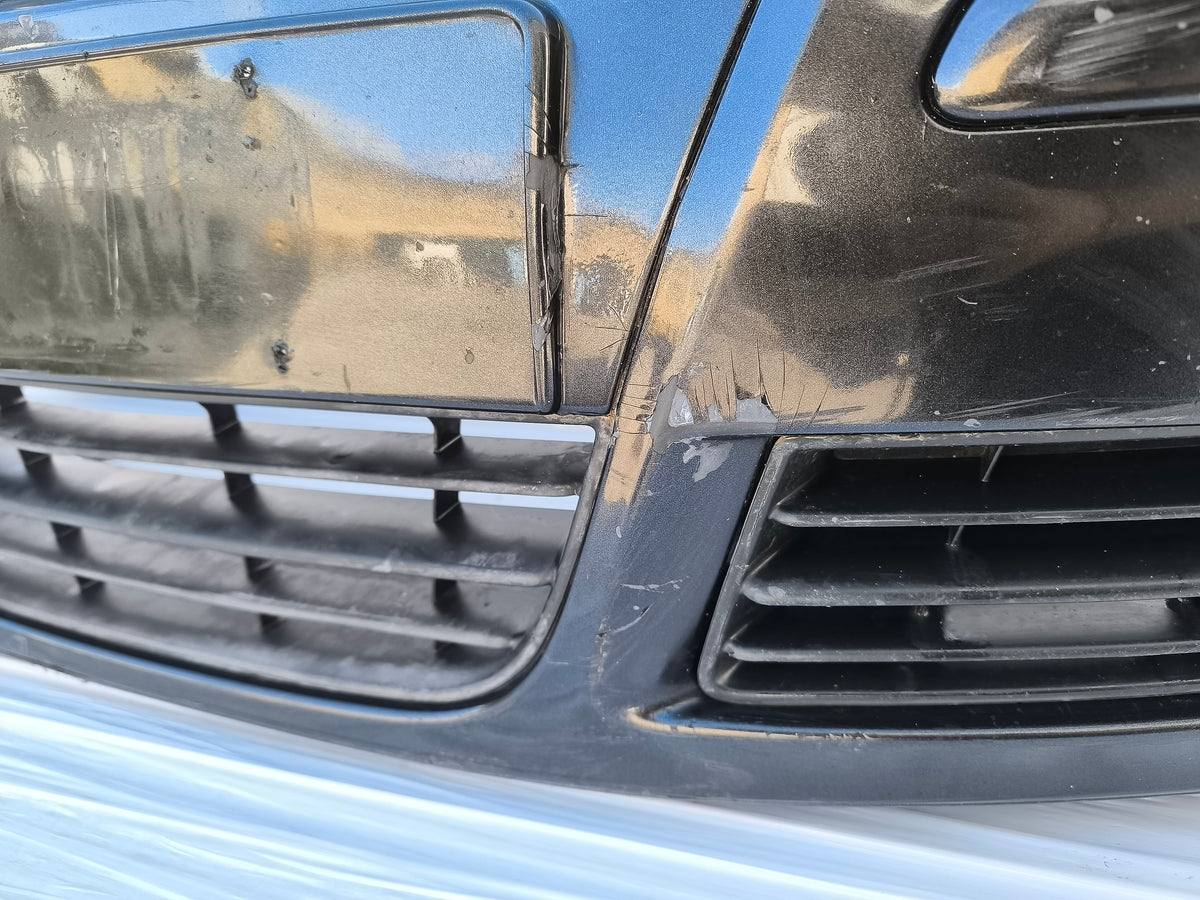 Paraurti anteriore grigio scuro Volkswagen Polo (9N3) 2005-2009 ecoAG10018