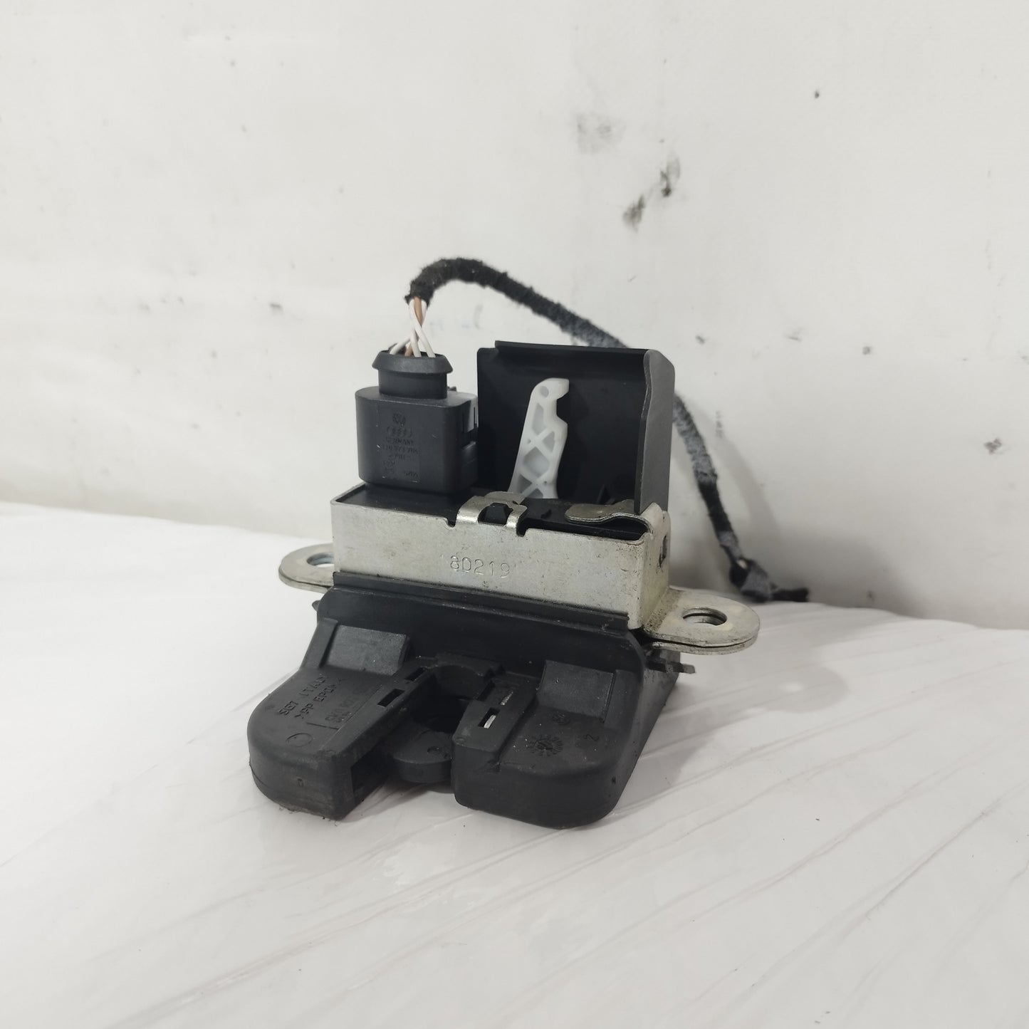 Serratura portellone Volkswagen Golf VI (5N1) 2008-2013 cod: 5k0827505C ecoAC16389