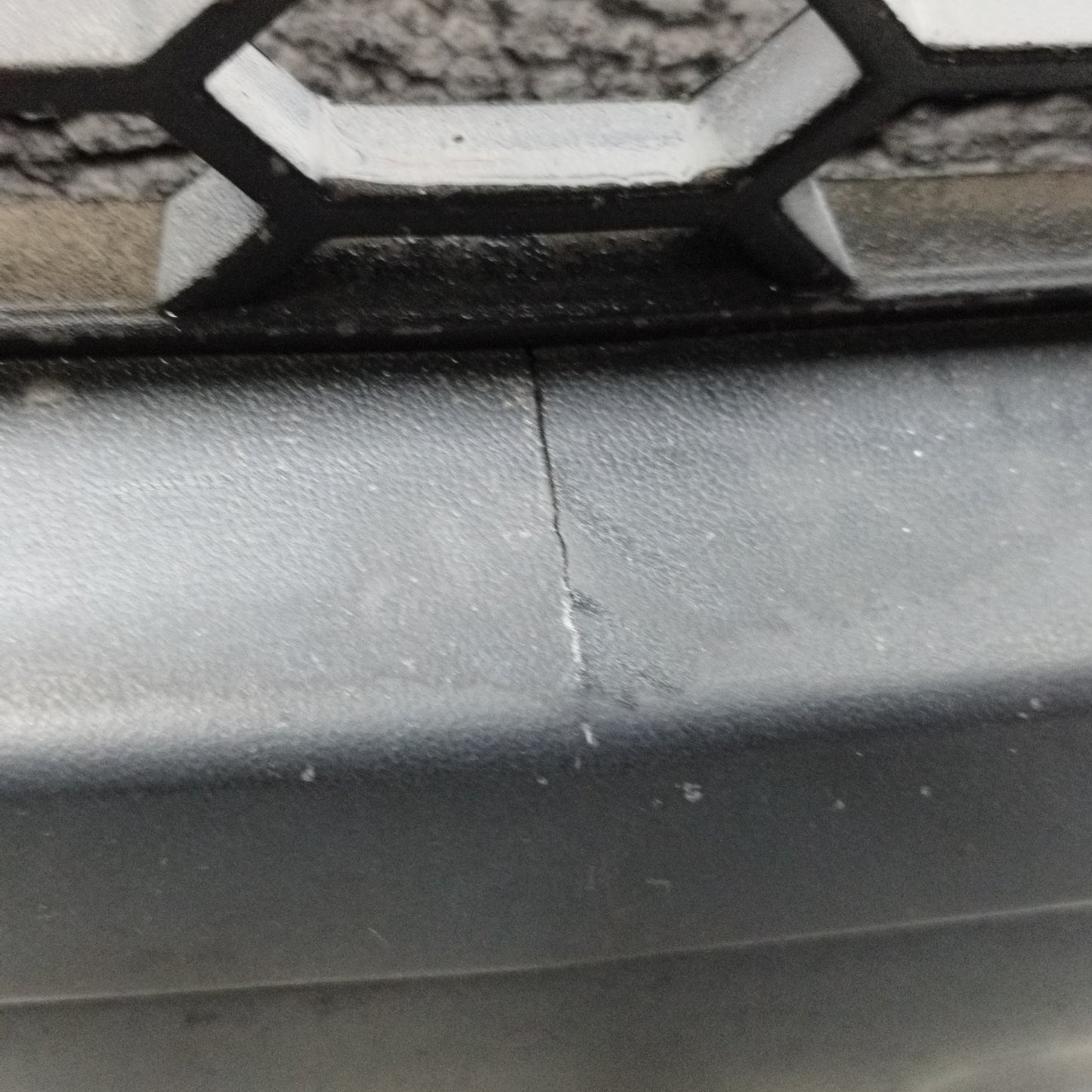 Black Front Bumper Chevrolet Captiva 2007 ecoAC10358