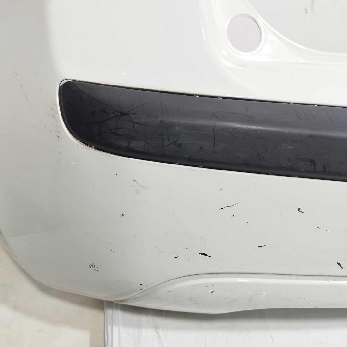 Paraurti posteriore bianco Fiat Idea 2006-2012 ecoAC15489