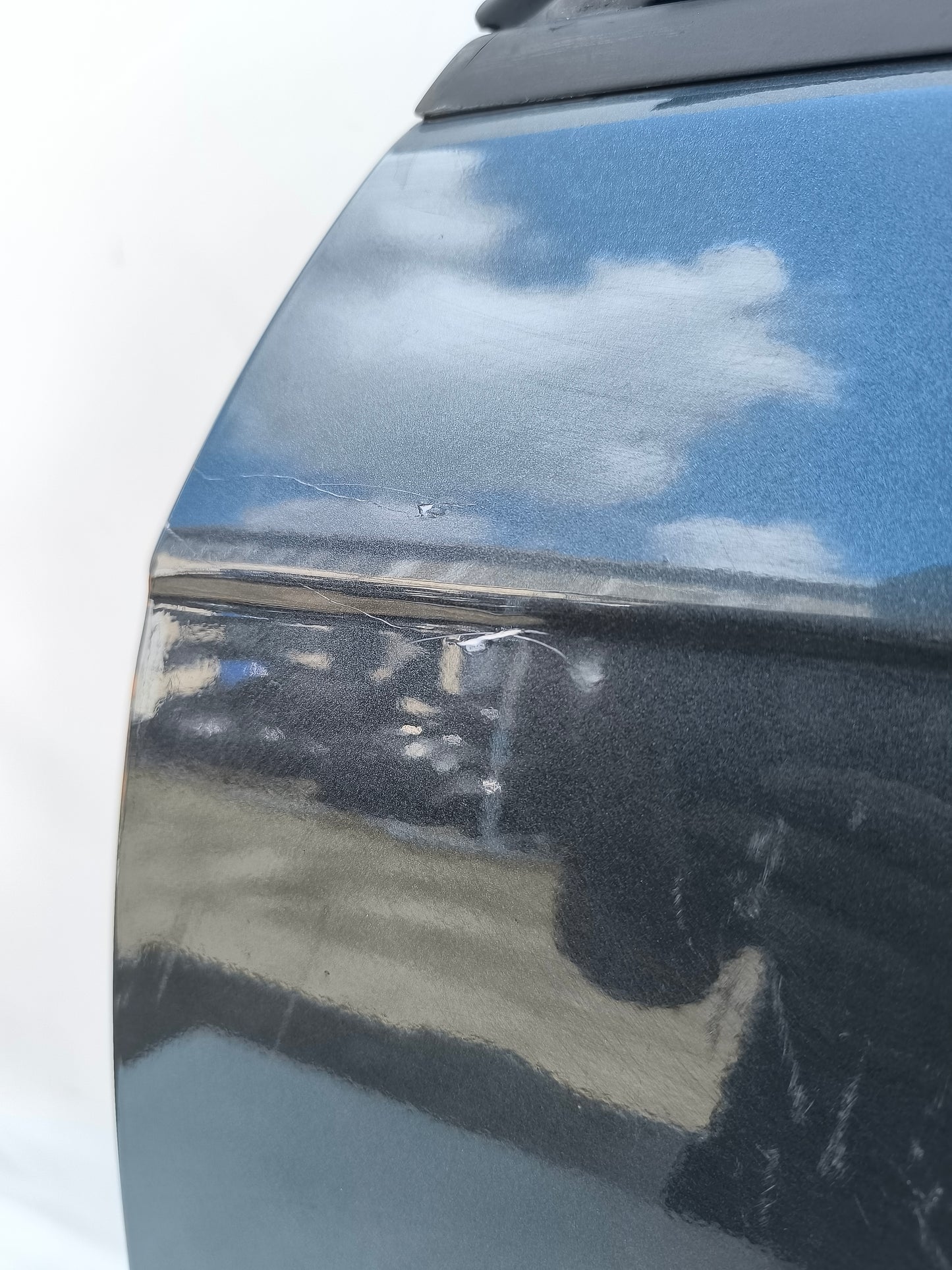 Sportello anteriore sx grigio canna di fucile Audi A3 modello 8P anno 2006 ecoAG7298