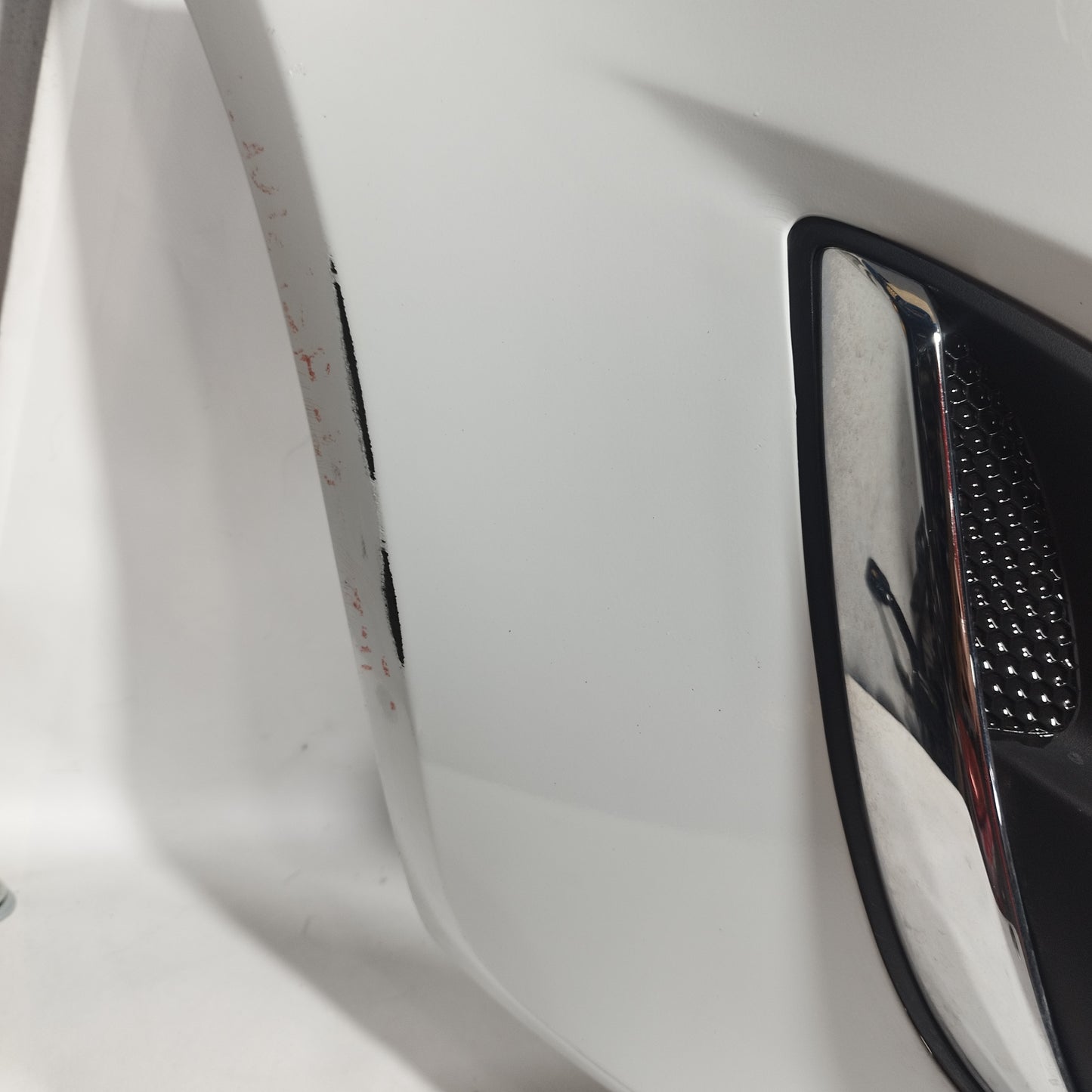 Paraurti anteriore bianco Opel Corsa D 2012 ecoAC13004