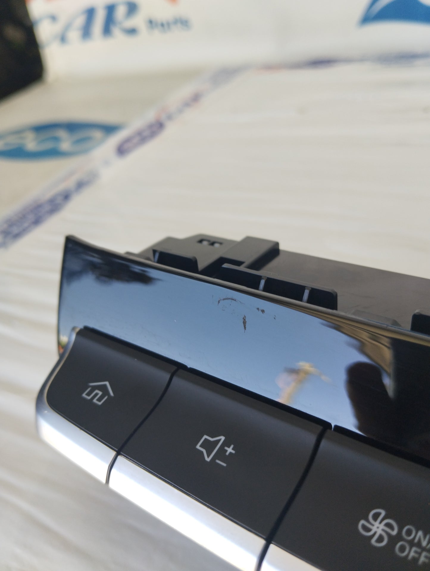 Digitales Klimabedienteil MG ZS 2022 Art.-Nr. 10703154 ecoAG5304