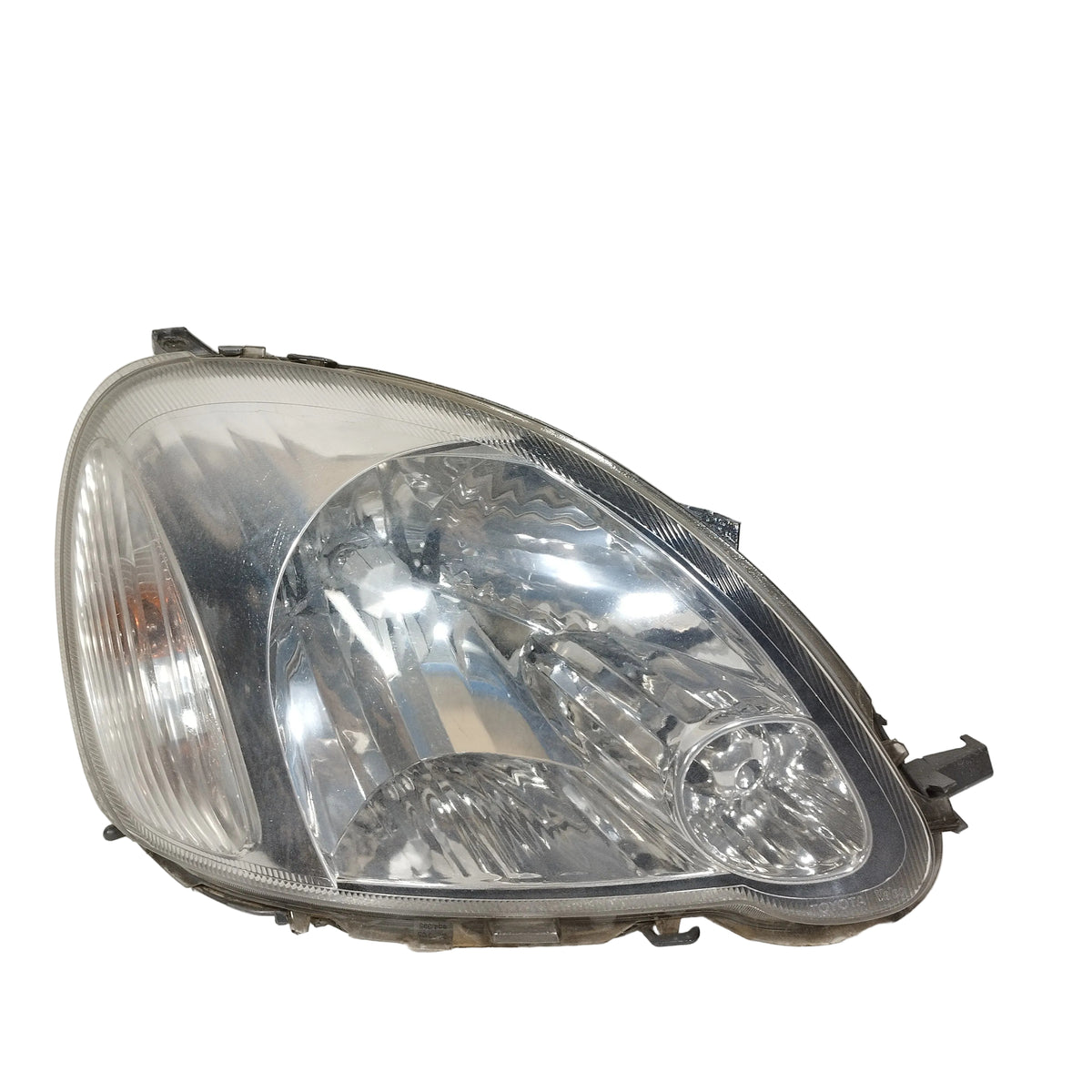 Fanale anteriore dx Toyota Yaris 2003-2005 Restyling cod: 89008657 ecoAC16717