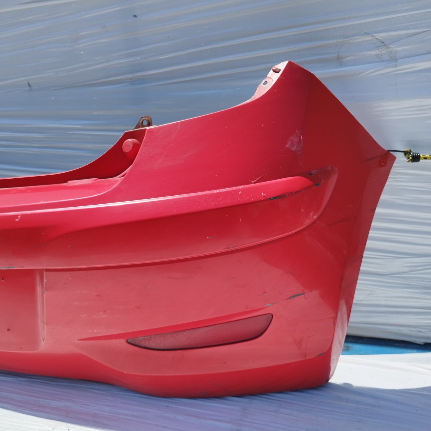 Paraurti posteriore rosso Hyundai I10 I (PA) 2011-2013 Restyling cod: 86611-0X210 ecoDM147