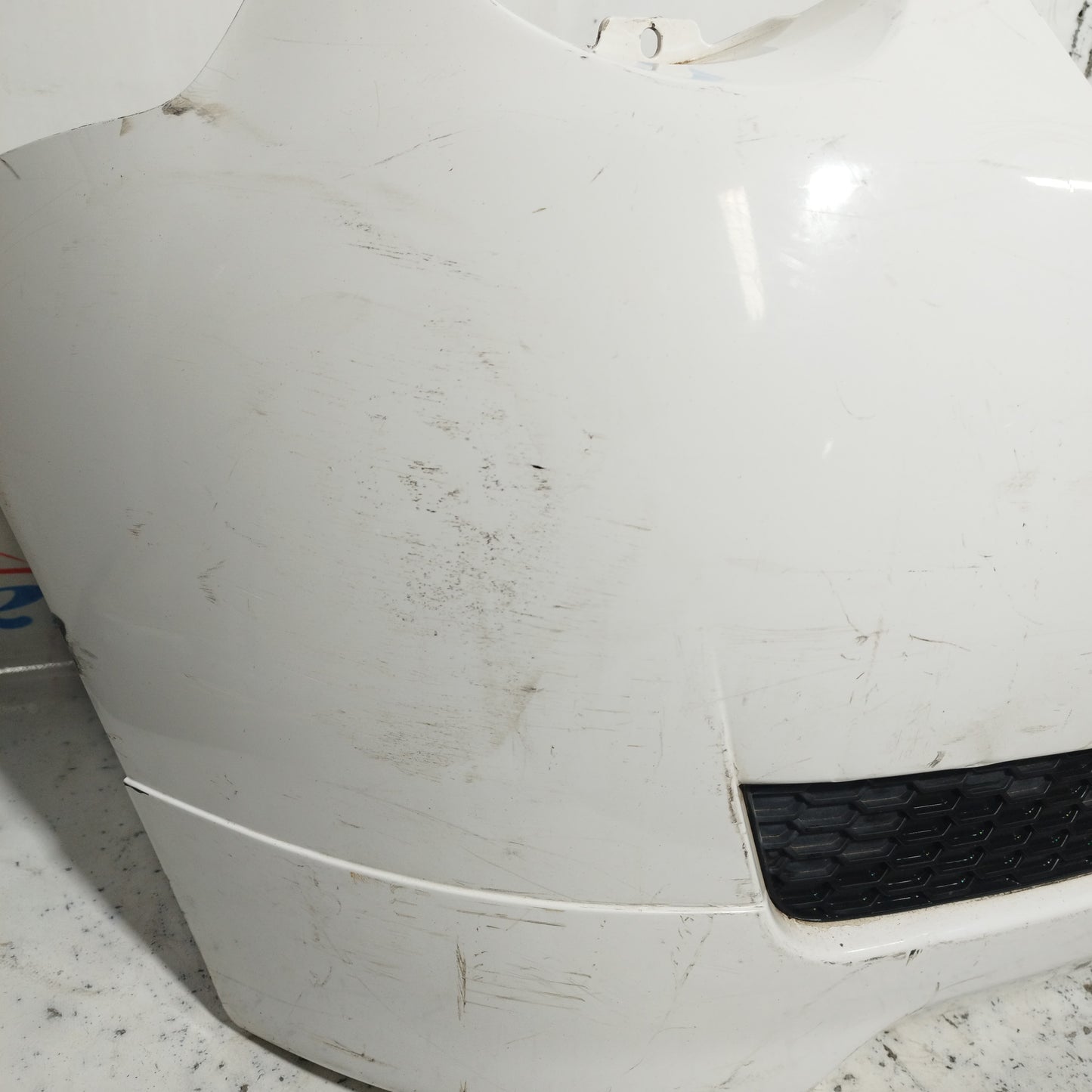 White Rear Bumper Chevrolet Aveo 2009 ecoAC10226