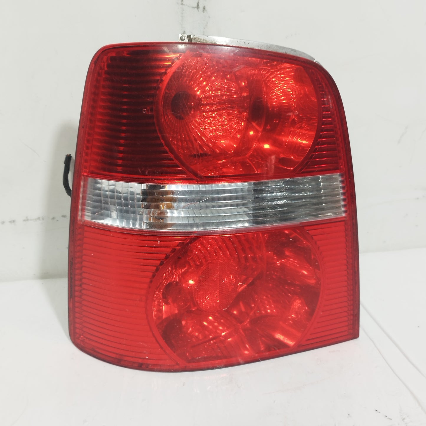 Fanale posteriore sx Volkswagen Touran 2004 ecoAC14803