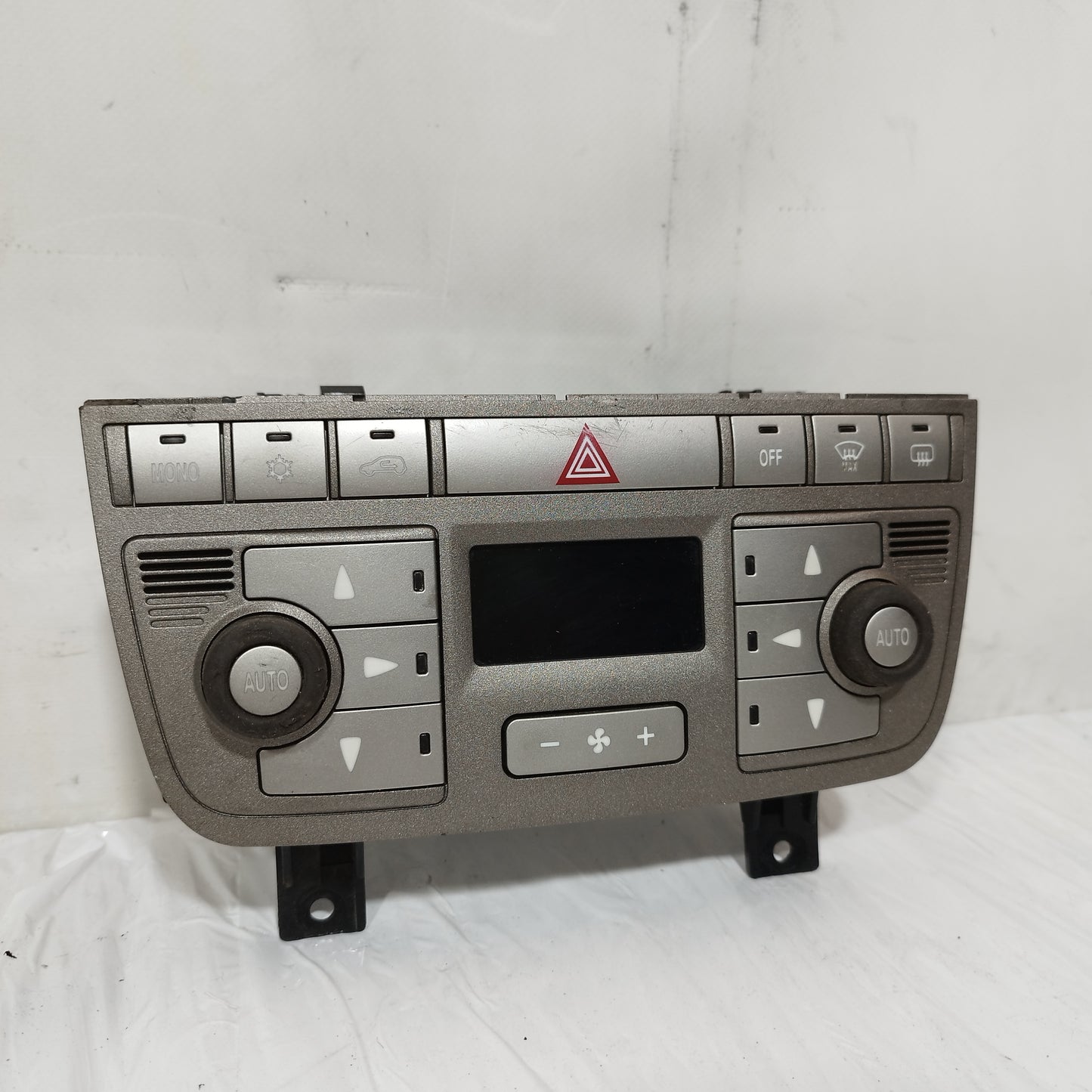 Pulsantiera comandi a / c Lancia Musa 2004-2012 cod: 735387666 ecoAC16106