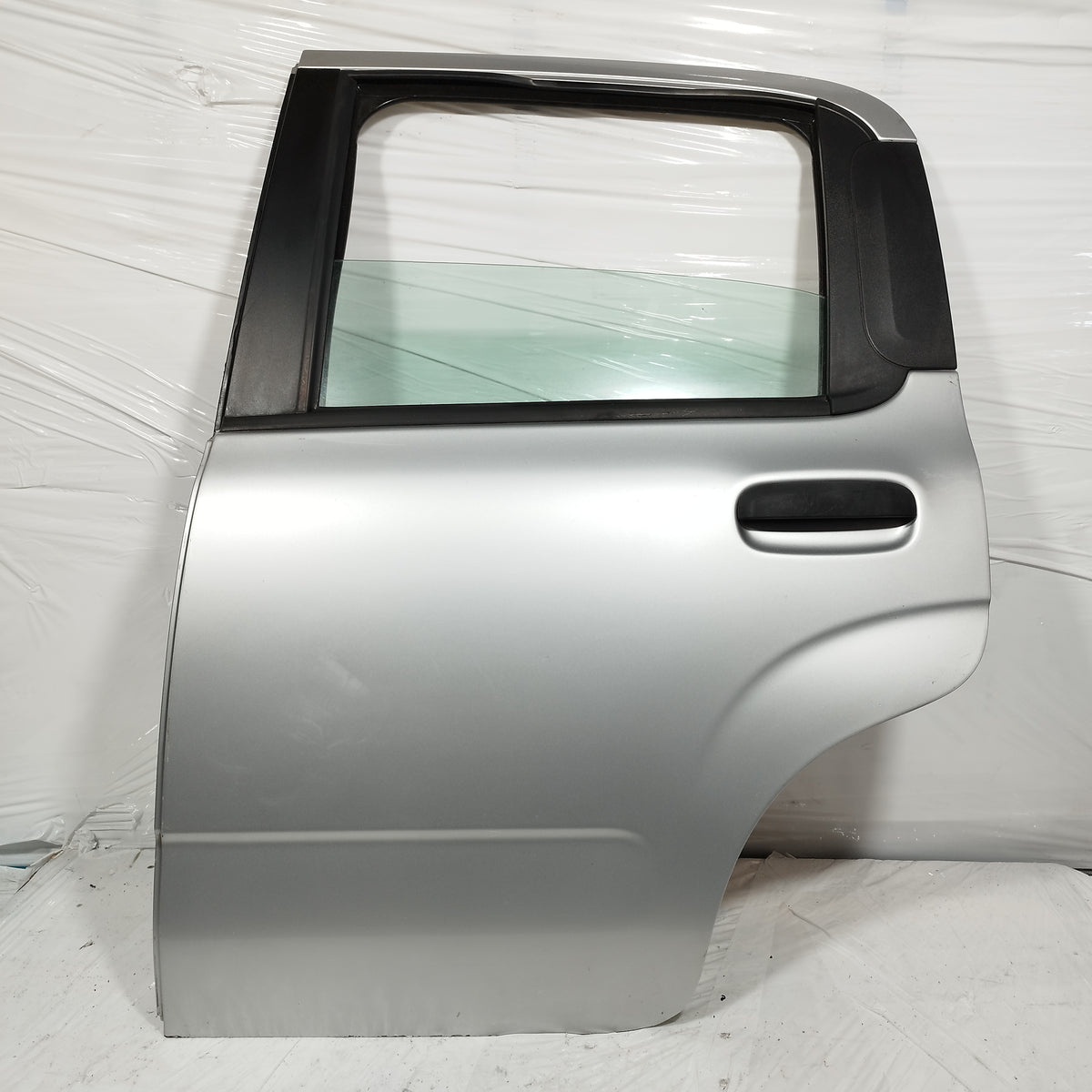 Sportello posteriore sx  grigio  Fiat New Panda III (312 / 319) 2012-2024 ecoAC17467