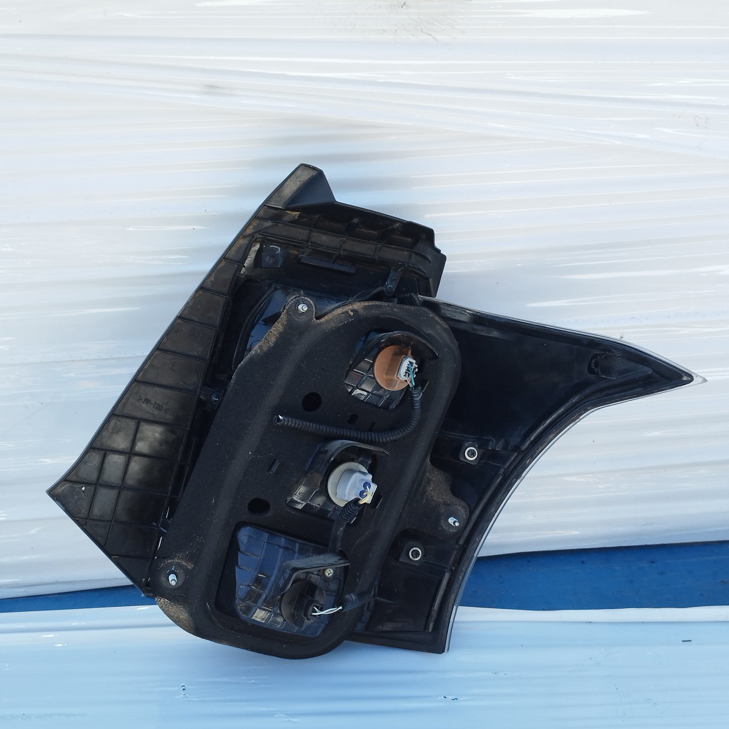 Fanale posteriore sx Toyota IQ 2009-2015 ecoDM183