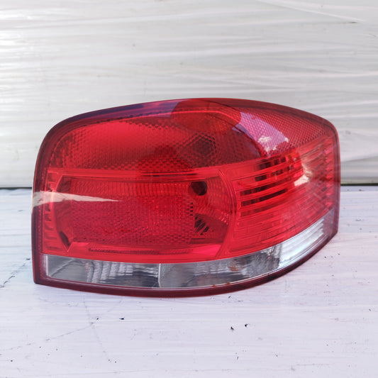 Fanale posteriore dx Audi A3 2004 cod: 8P0945096028S ecoDM235