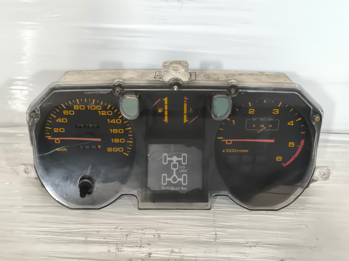 Quadro strumenti Mitsubishi Pajero II (V20) 2.8 / 2.5 D anno 1997-2000 cod: mb832131 ecoAG9924