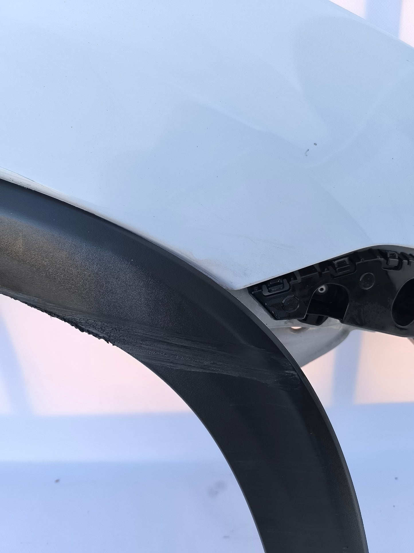 Weiße Frontpartie Chevrolet Orlando Baujahr 2015 ecoAG6473