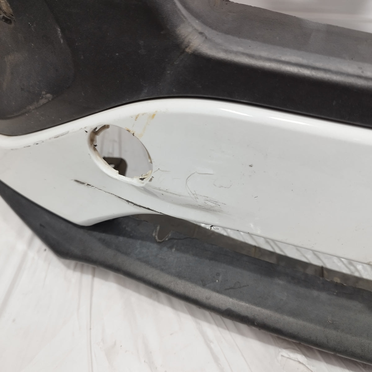 Paraurti anteriore bianco Kia Sportage III (SL) 2010-2013 ecoAC17309