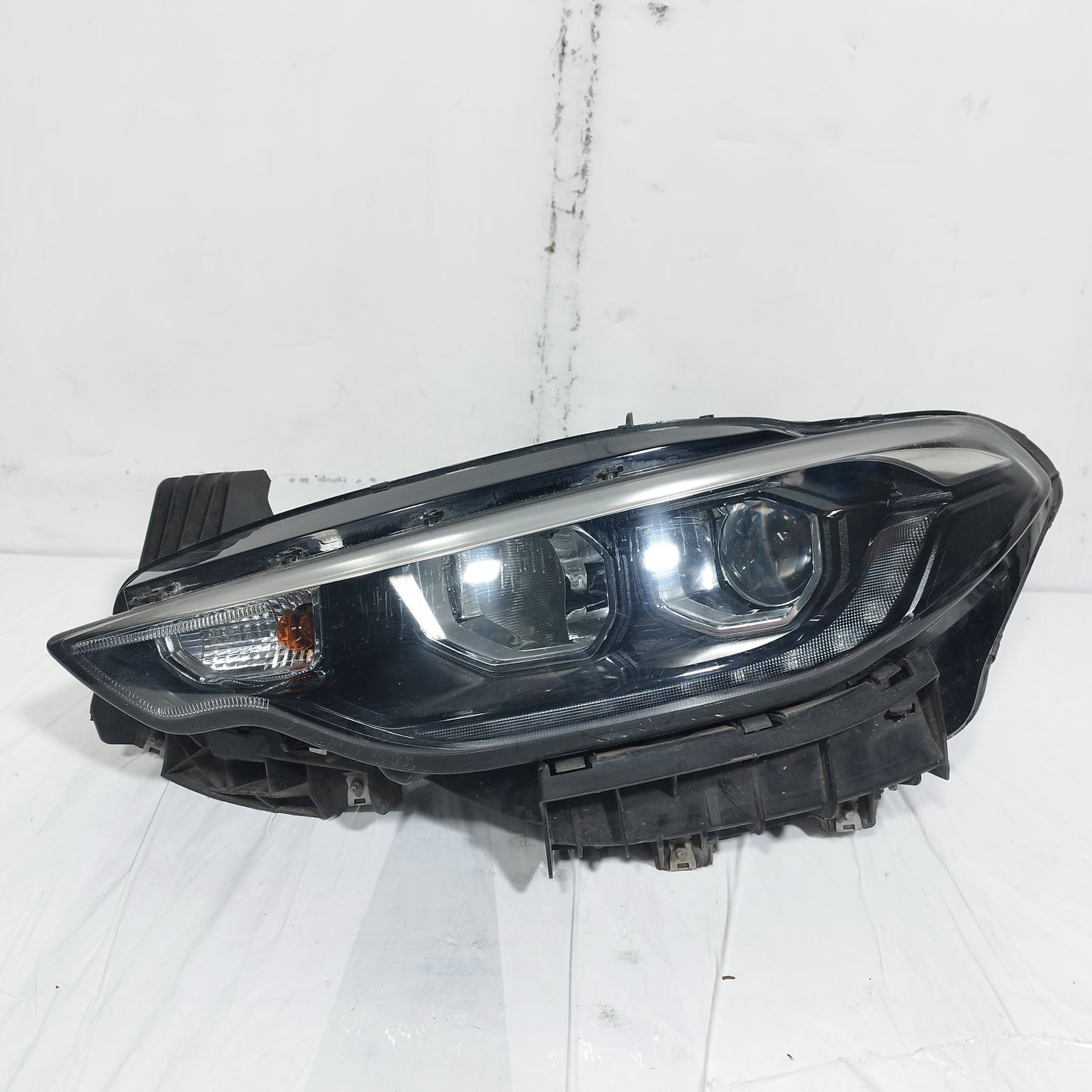 Fanale anteriore sx Fiat Tipo 2016 Xenon Cod: 00520159600E ecoAC13524