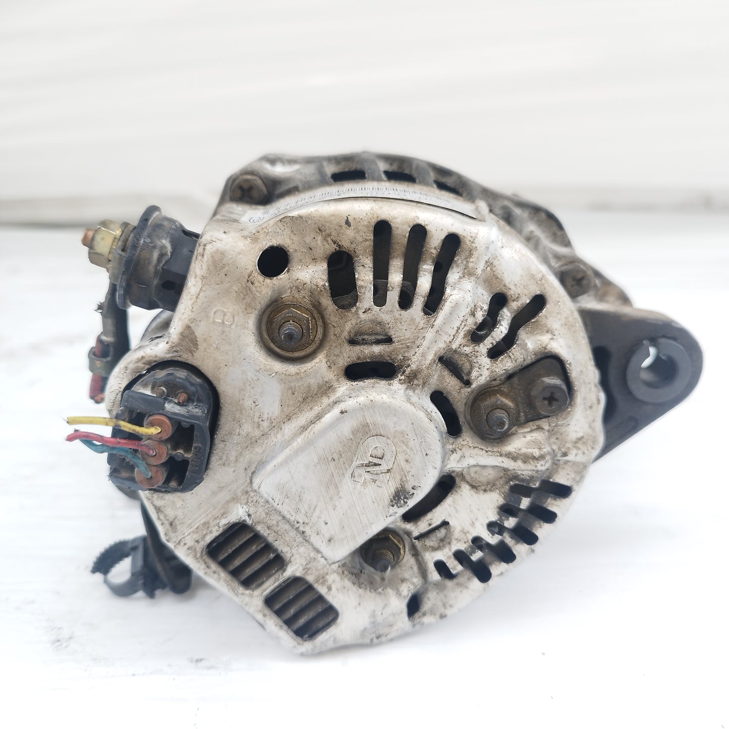 Alternatore Toyota Yaris I serie 12V-90A DENSO 1.0 B 1999-2005 cod: 27060-0J020 ecoAC16087