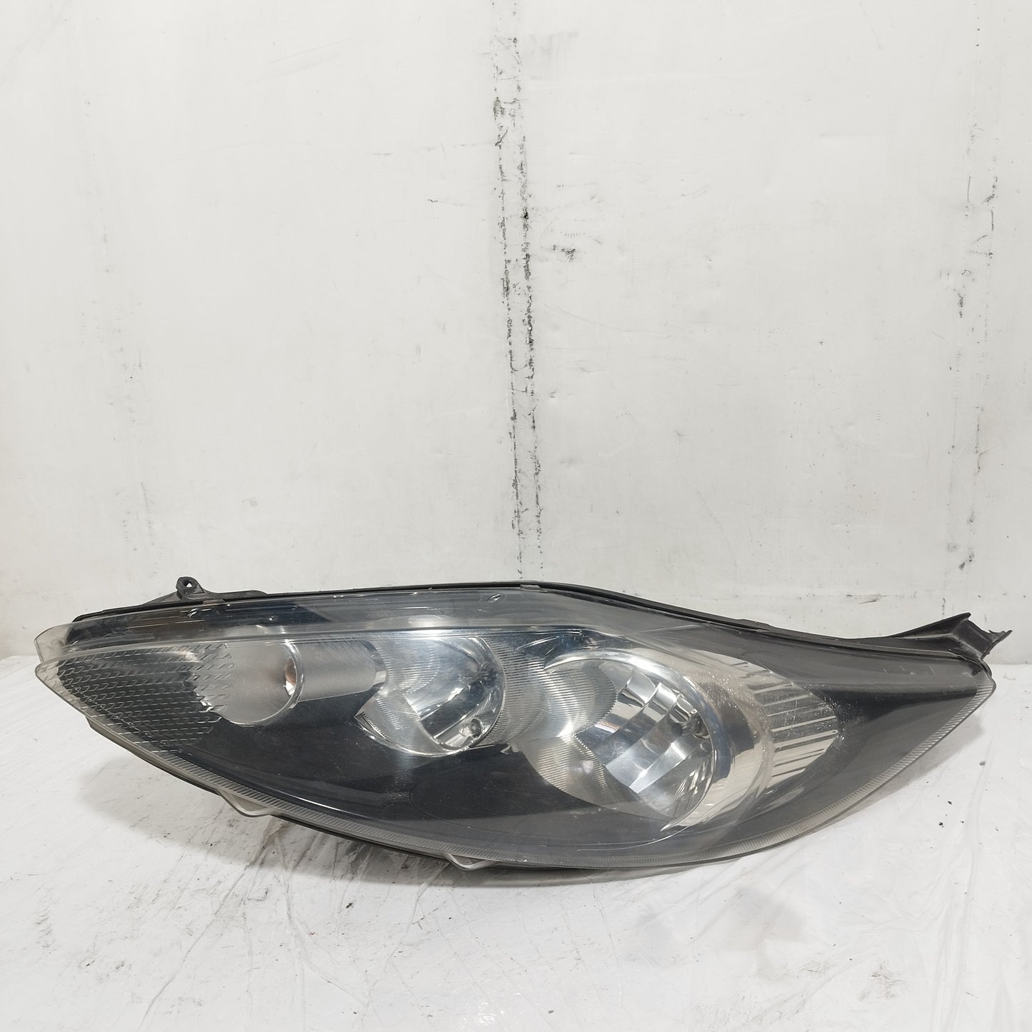 Fanale anteriore sx Ford Fiesta VI MK7 2008-2012 cod: 8A61-13W030-AJ ecoAC16439