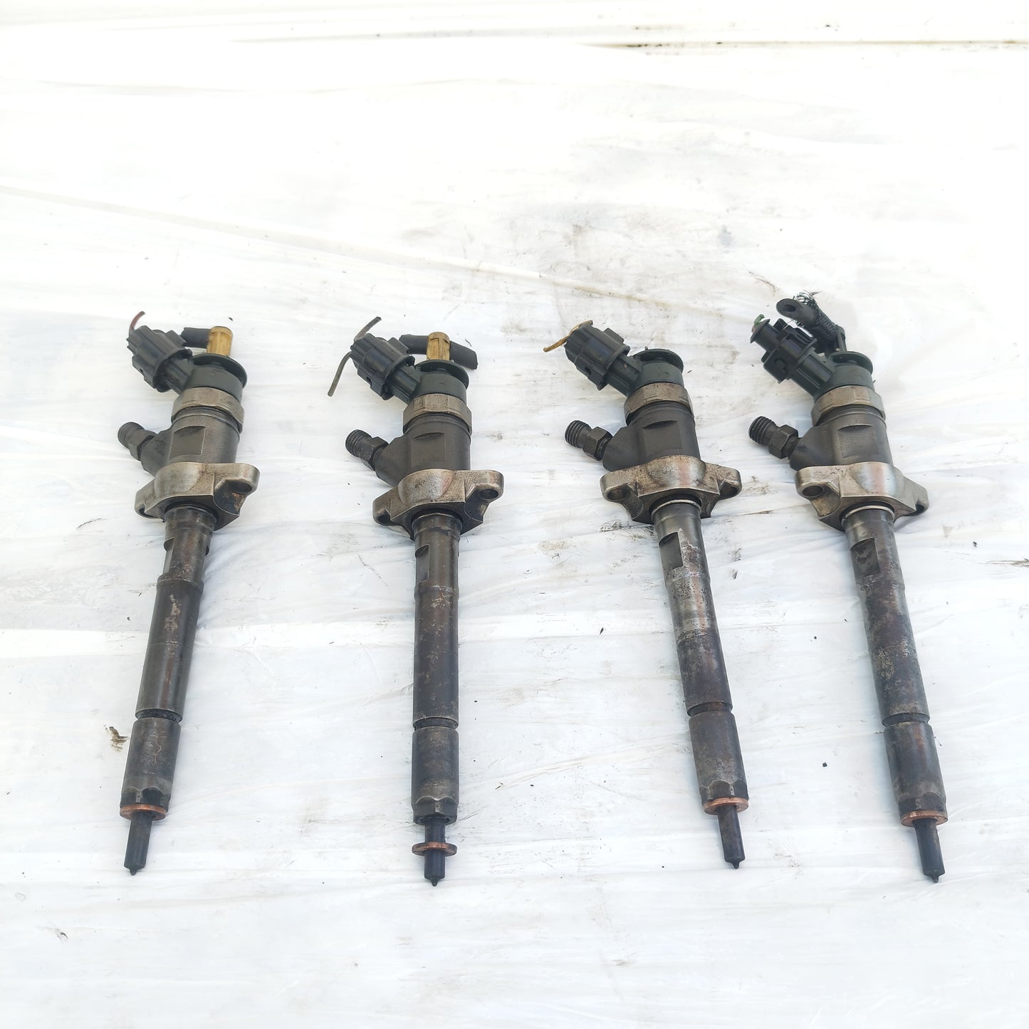 Iniettori Peugeot / Citroen 1.6 HDI 2008 cod: 0445110297 ecoAC16008