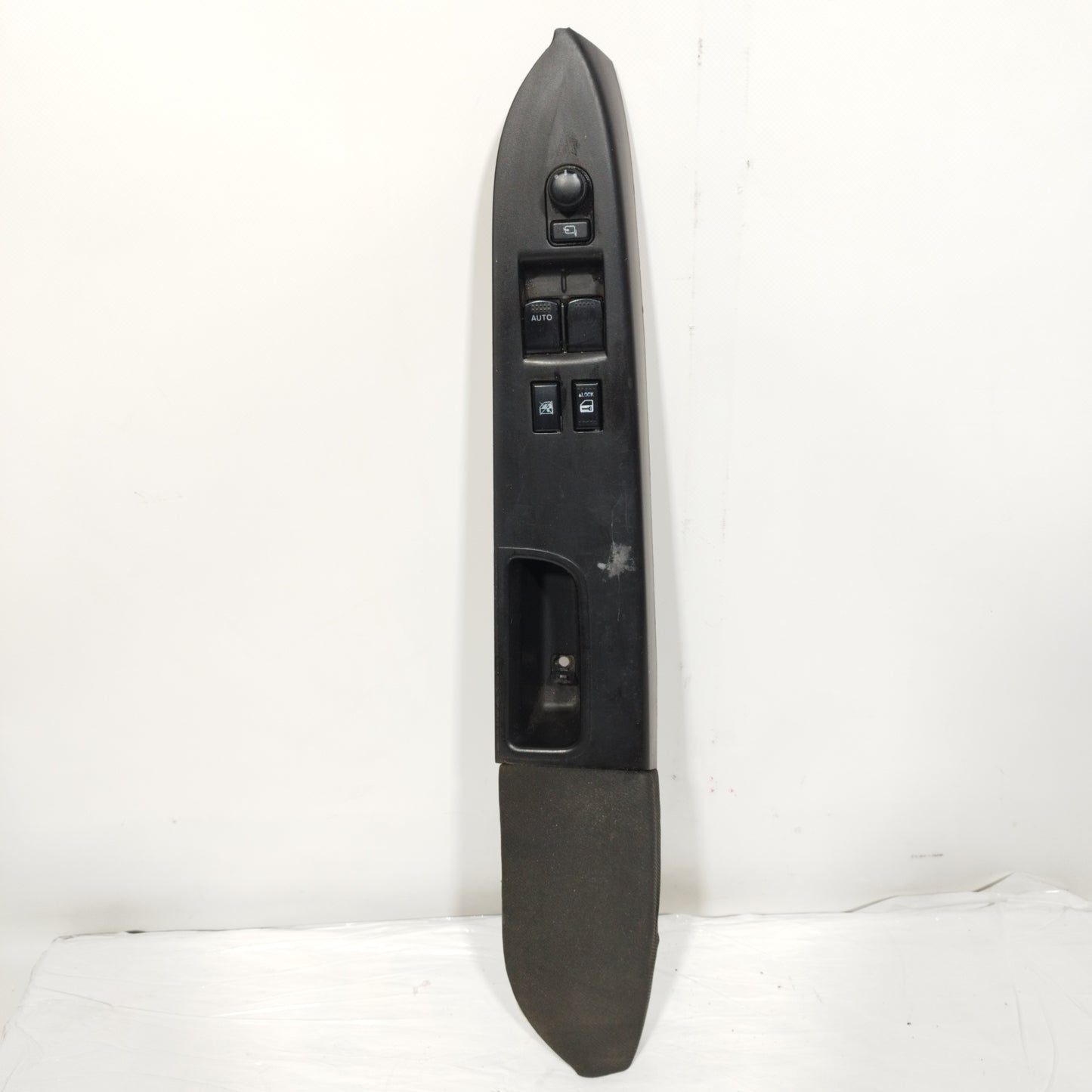 Front left control panel with 2 buttons Fiat 16/ Suzuki SX4 2012 code 8372555L20 ecoAC2991