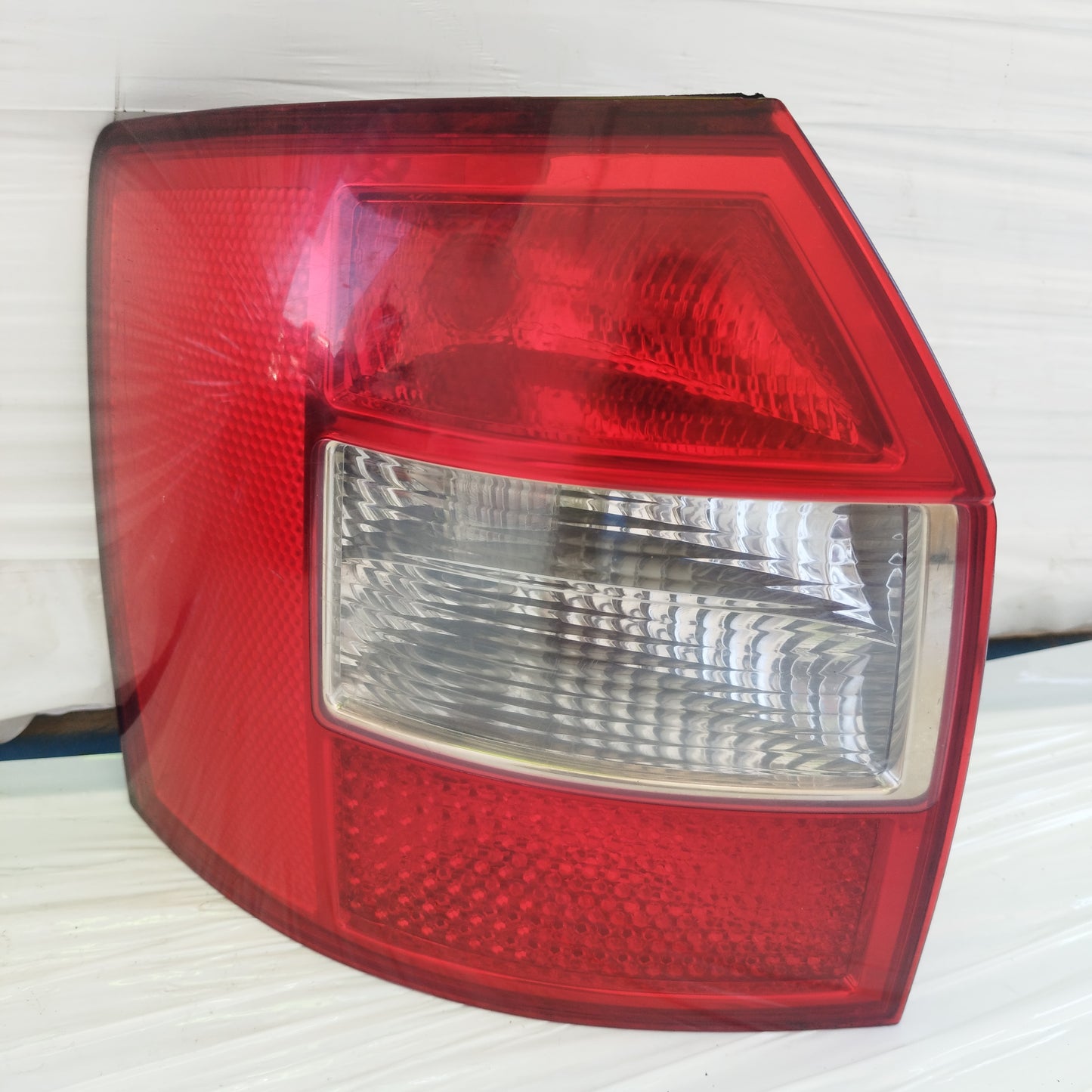 Fanale posteriore sx Audi A4 2002 ecoDM316