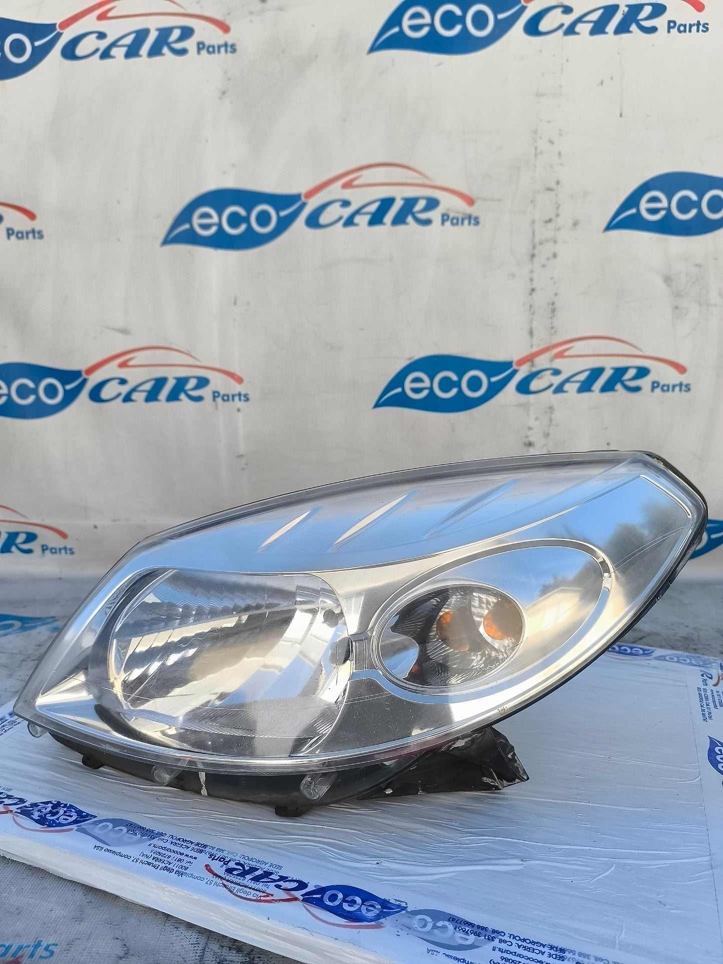 Fanale anteriore sx Dacia Sandero 2008 ecoAG5892