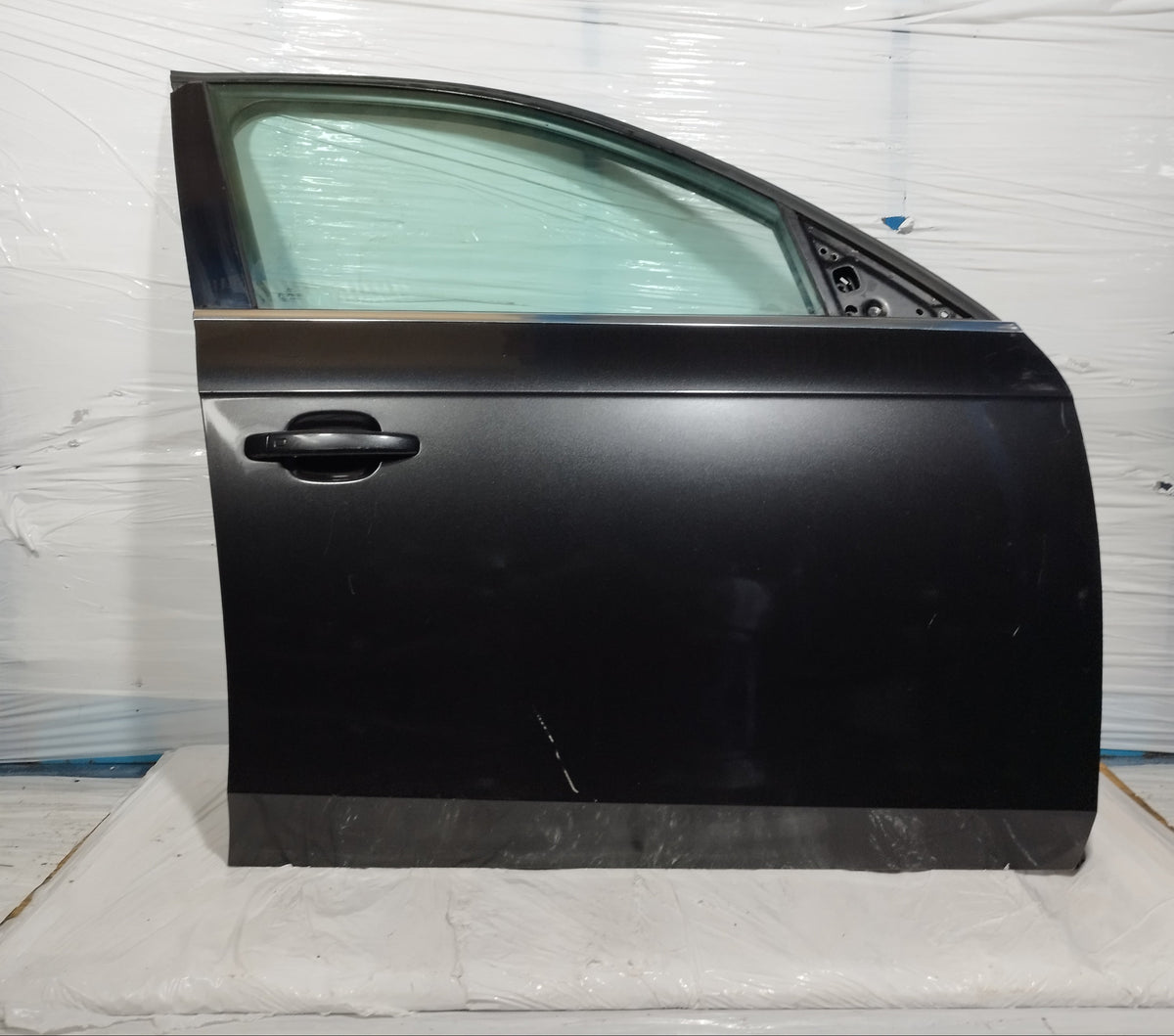 Sportello anteriore dx nero Audi A4 2008-2015 ecoAC17024