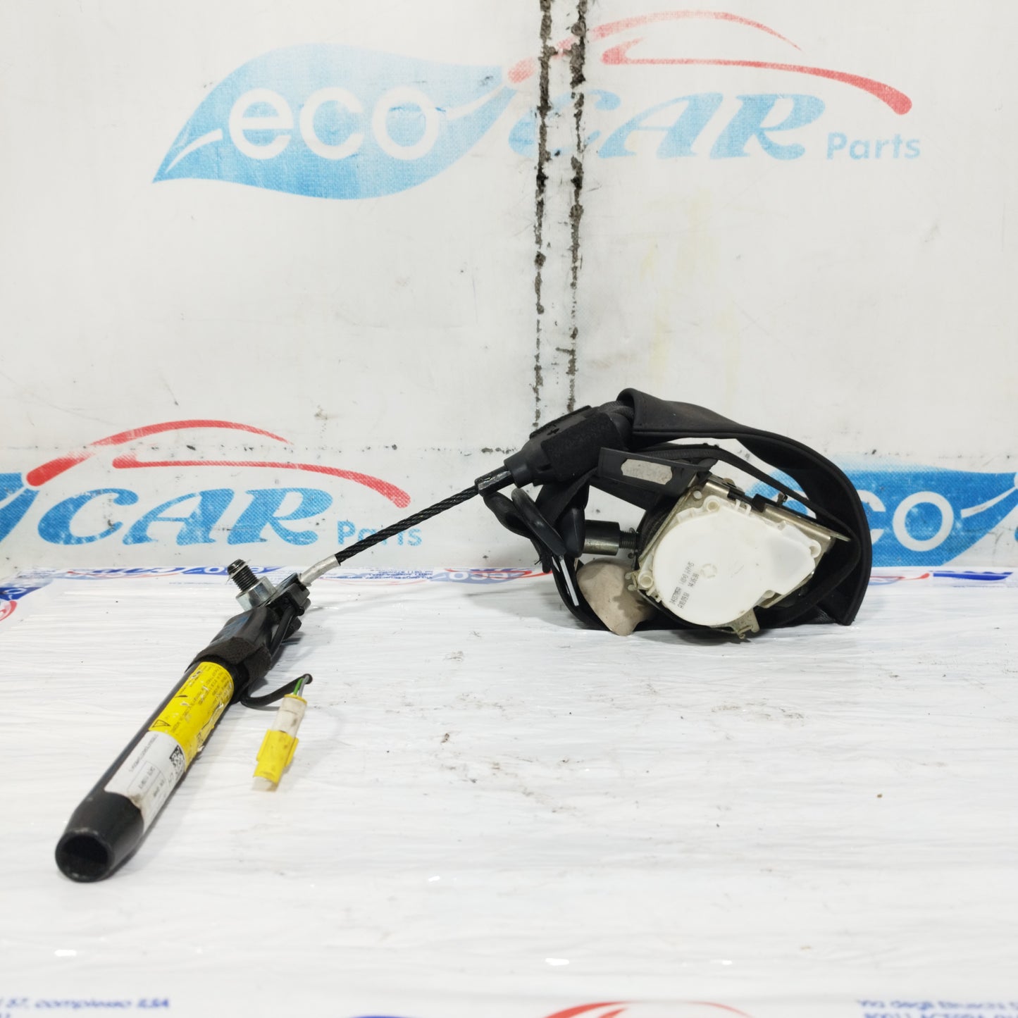 Front left seat belt Fiat 500L 2014 Code: 07355573010 ecoAC10880