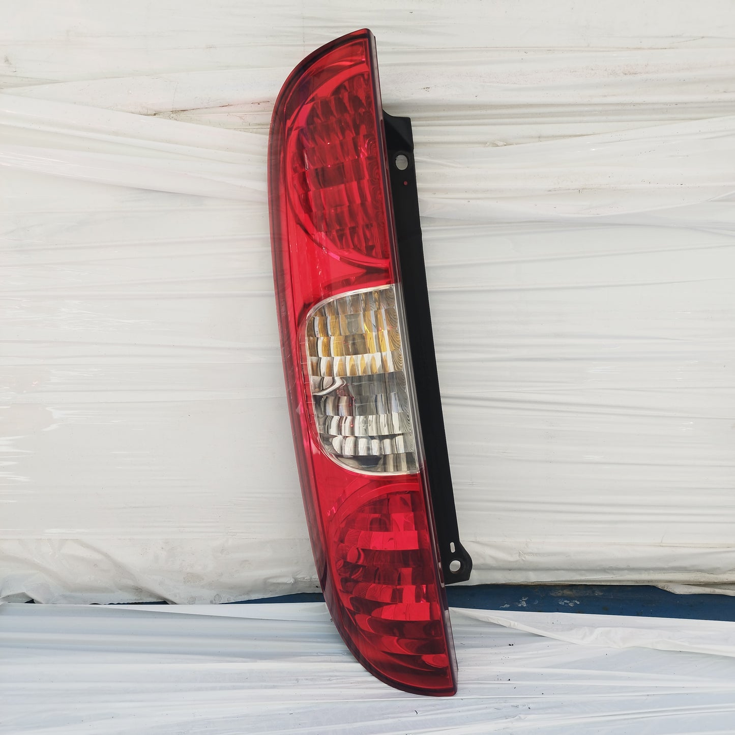 Fanale posteriore sx Fiat Doblo I (119-223) 2005-2009 Restyling cod: 51755145 ecoDM282