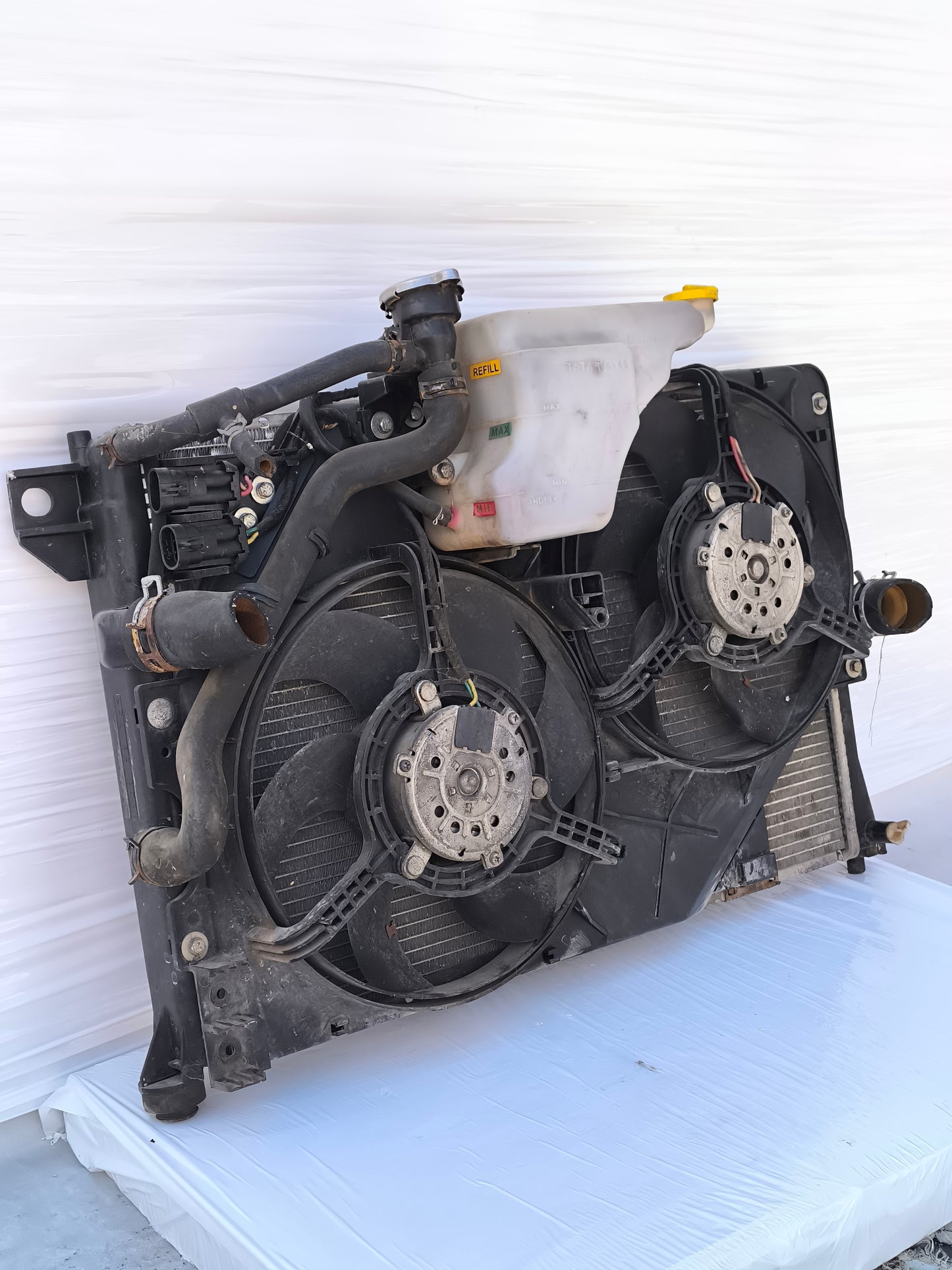 Radiatore acqua + ventole Tata Xenon 2.2 D 2007-2013 ecoAG8402