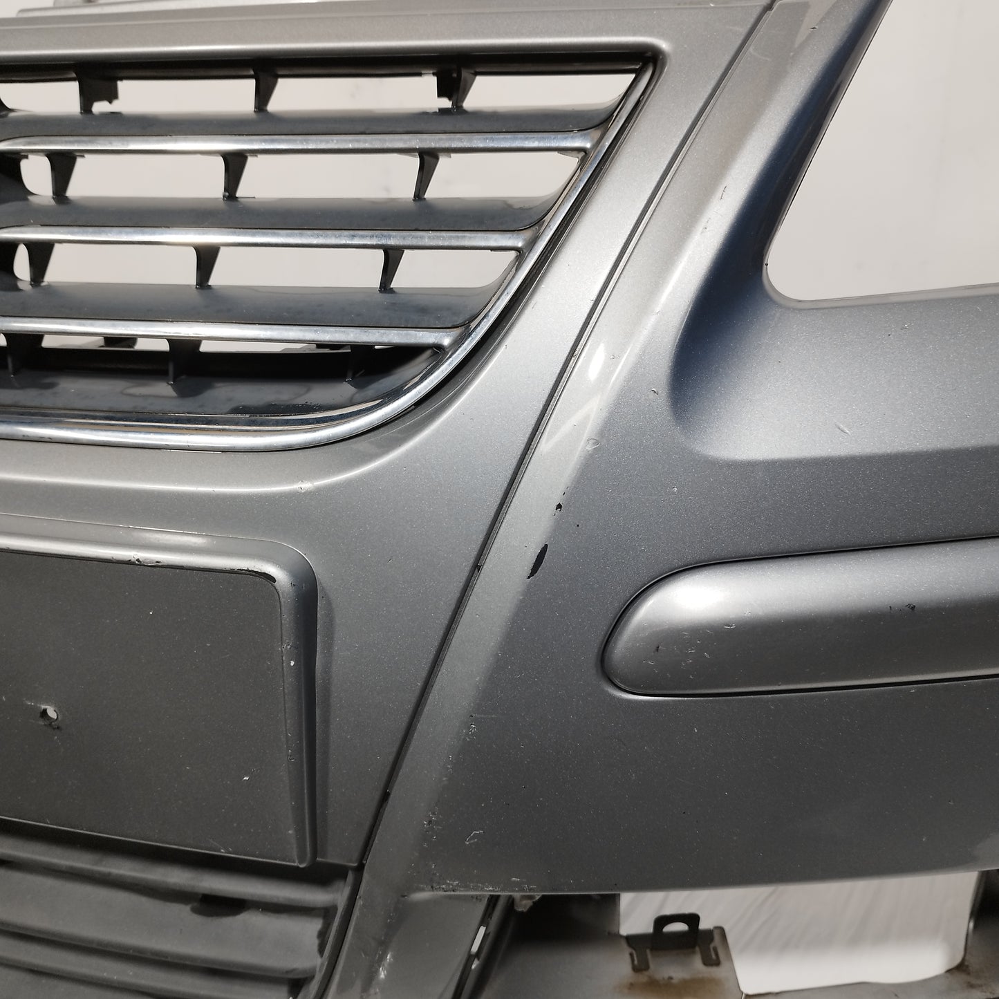 Front Bumper Grey Volkswagen Polo 2008 ecoAC12410