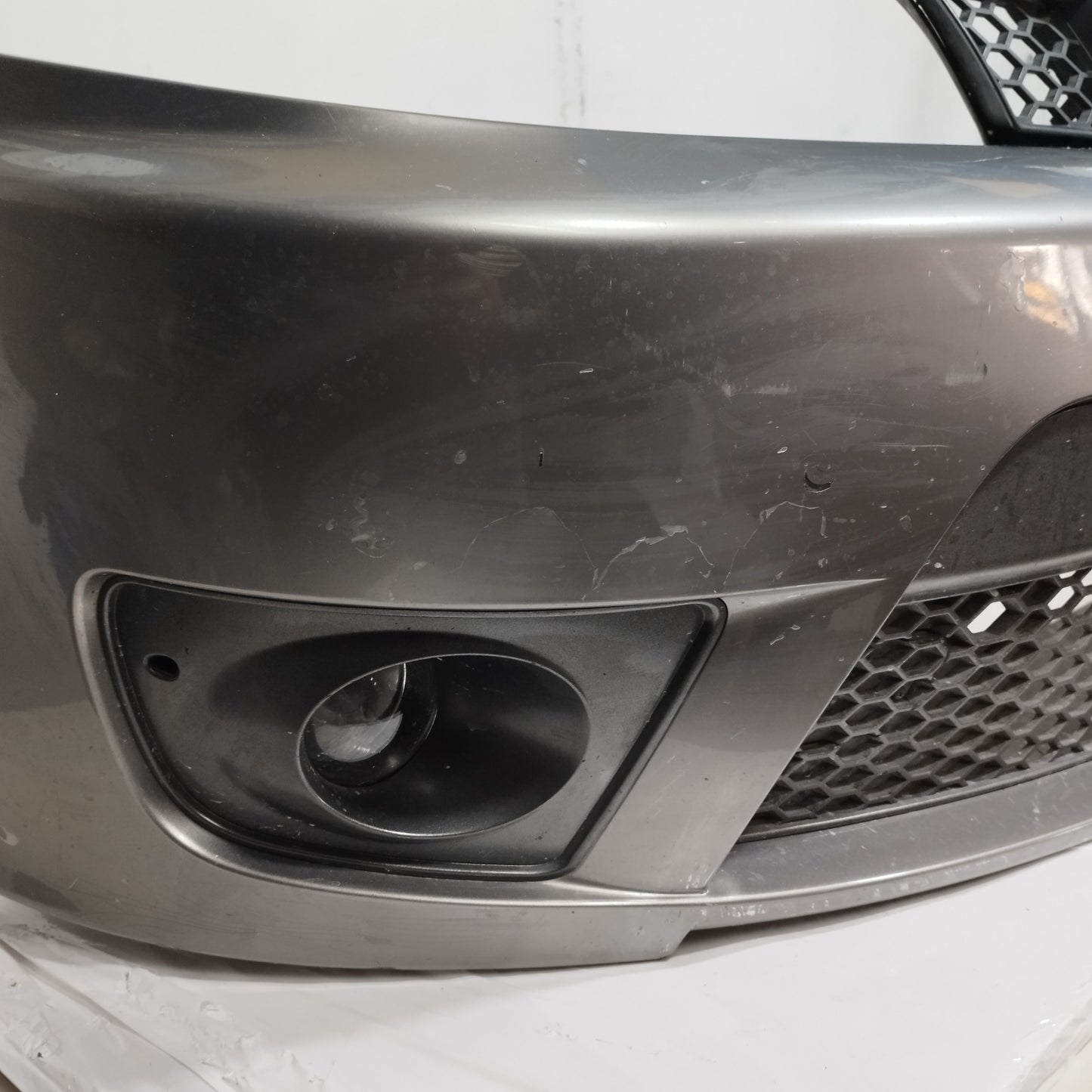 Paraurti anteriore grigio scuro Seat Ibiza Cupra 2005 ecoAC14203