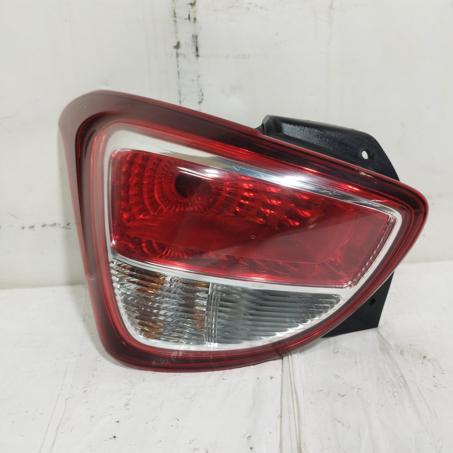 Fanale posteriore sx Hyundai I10 2013-2016 cod: 92401-B9100 ecoAC15364