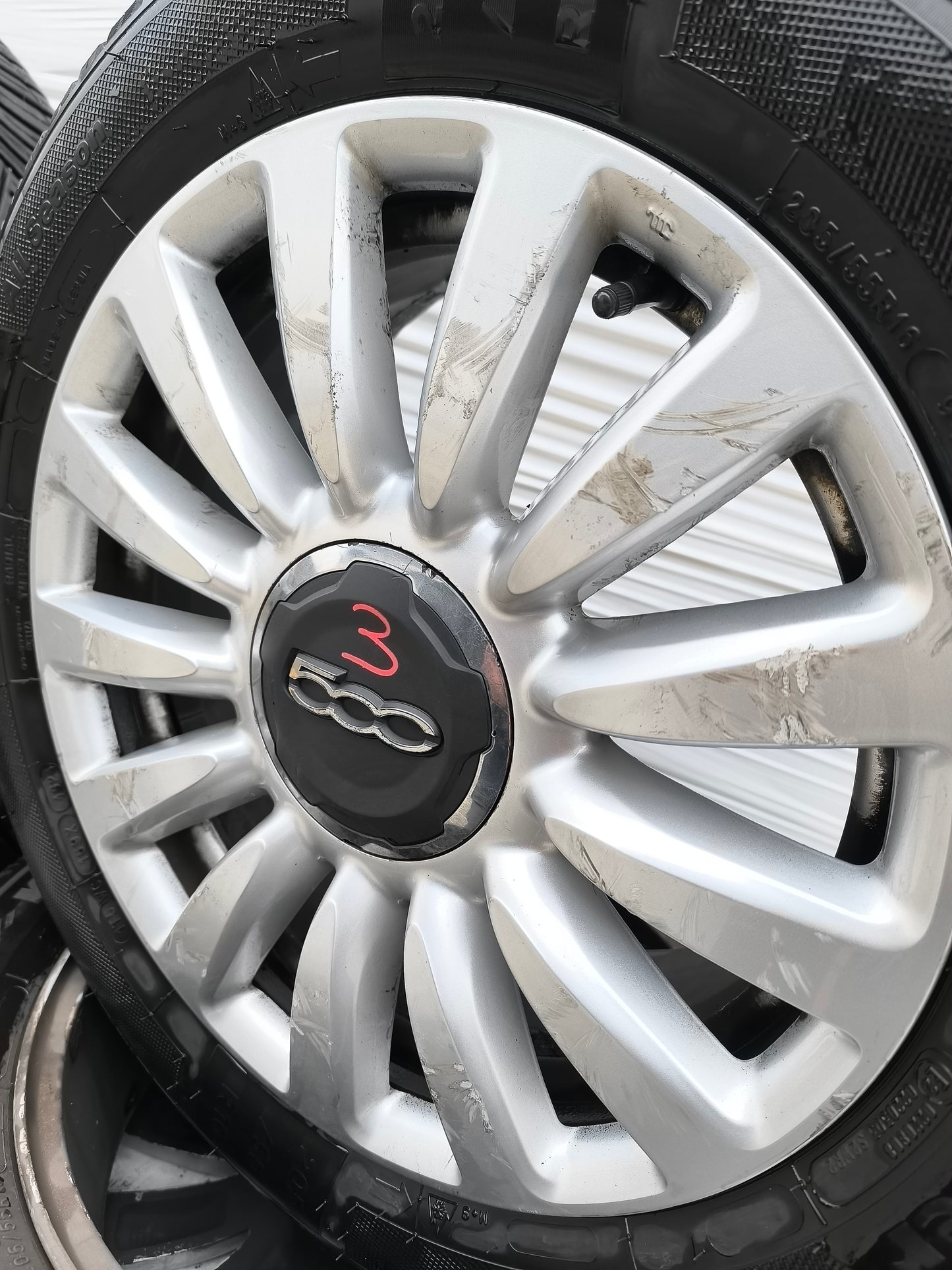 Gomme e cerchi Fiat 500L anno 2013 ecoAG7913