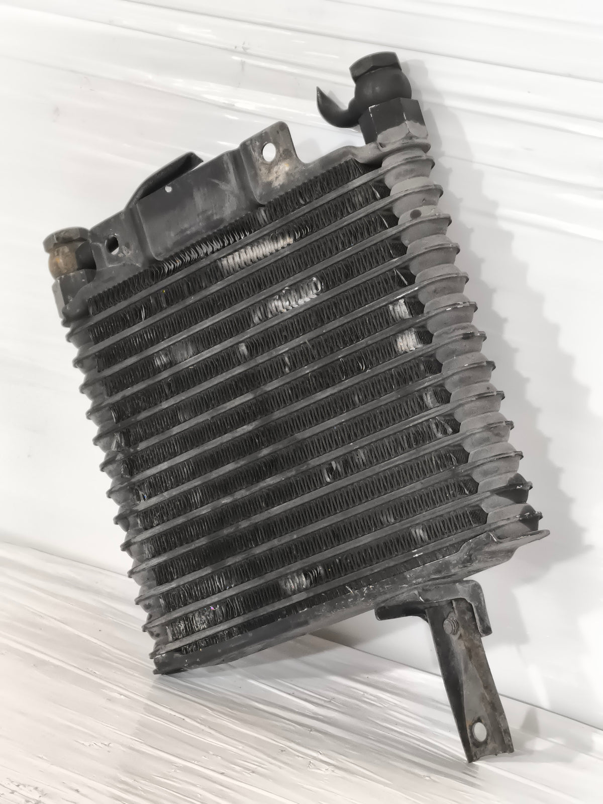 Radiatore olio Mitsubishi Pajero II (V20) 2.5 / 2.8 D anno 1997-2000 cod: 024100-8112 ecoAG9921