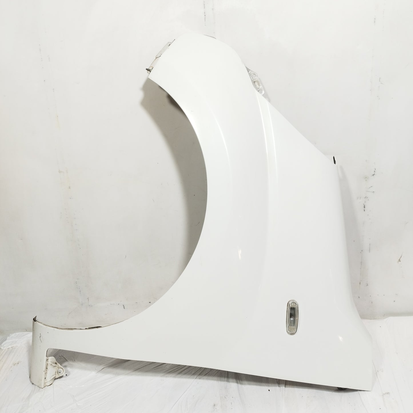 Parafango anteriore sx Bianco Fiat Fiorino 2010 ecoc15446